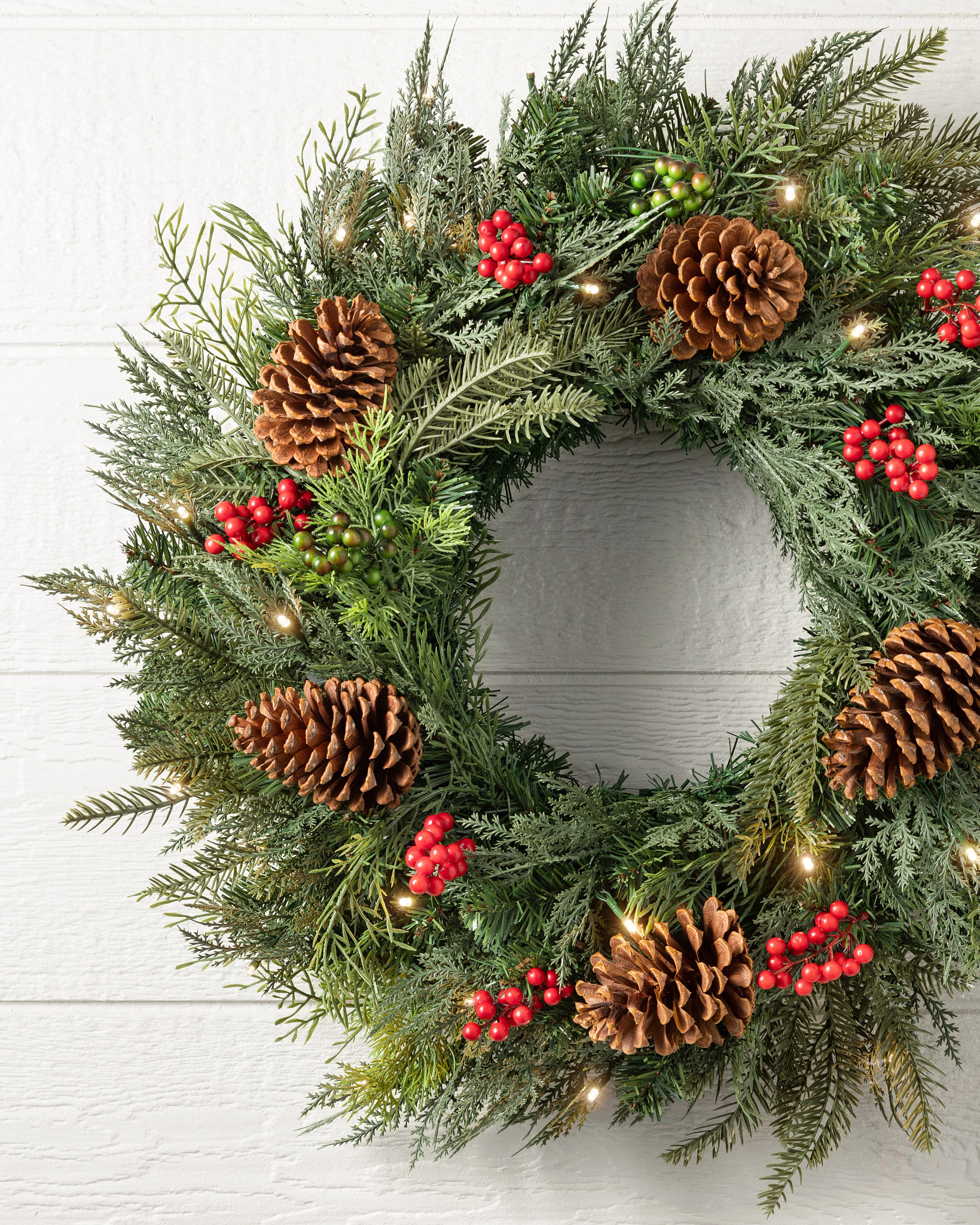 Outdoor Winter Evergreen Wreath