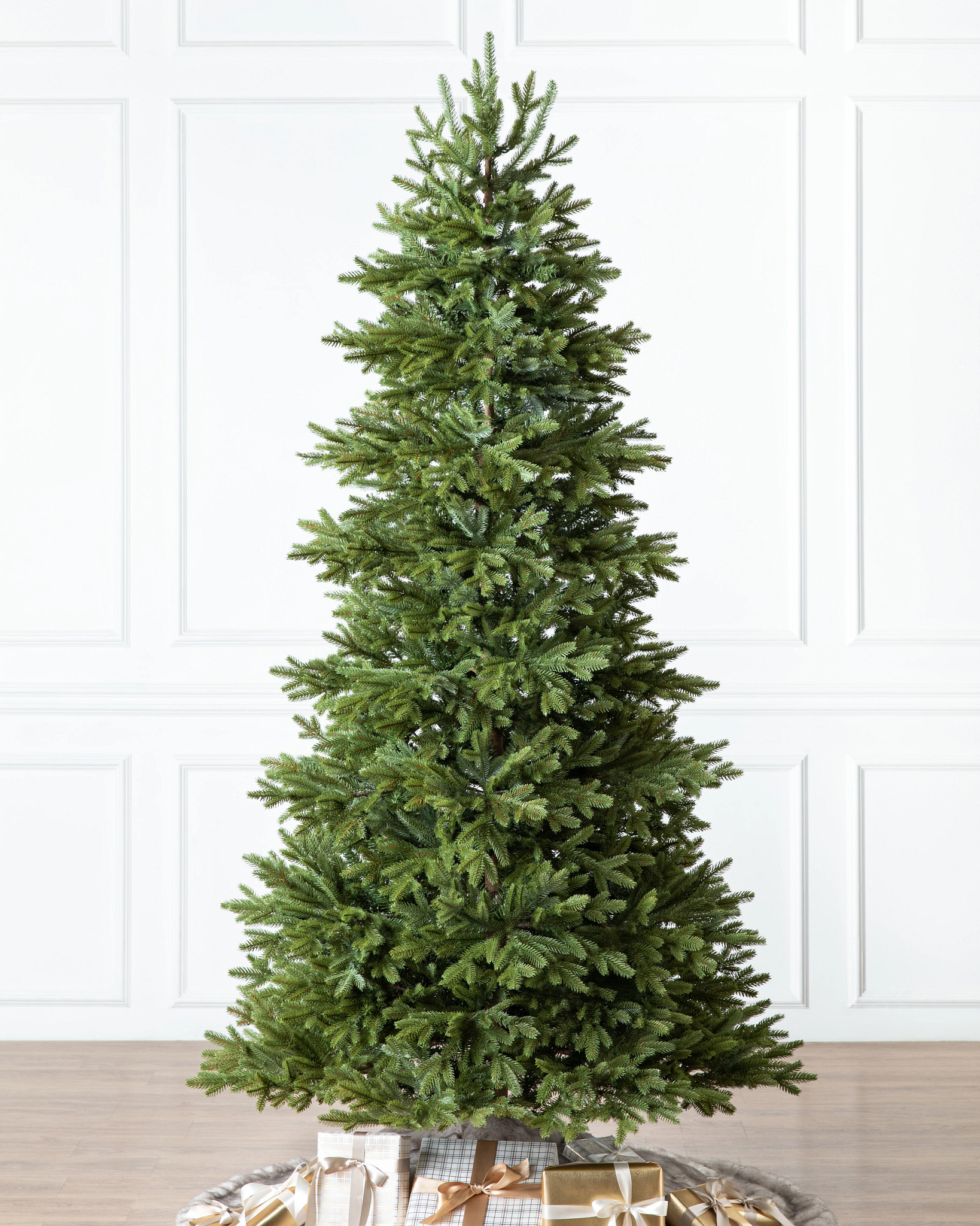 BH Norway Spruce® Artificial Christmas Tree | Balsam Hill
