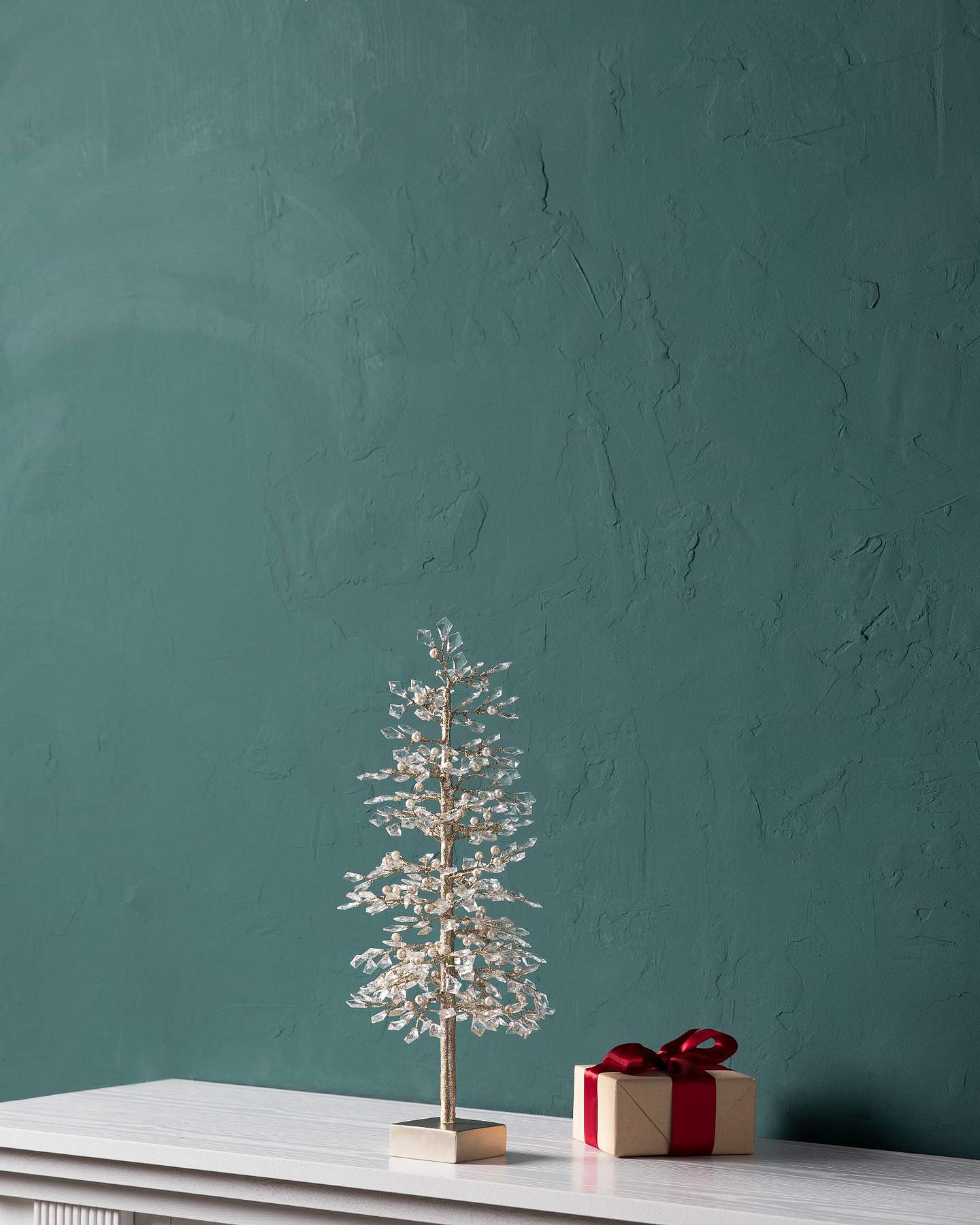 Balsam Hill 17in Crystal and Pearl Champagne Tree Display