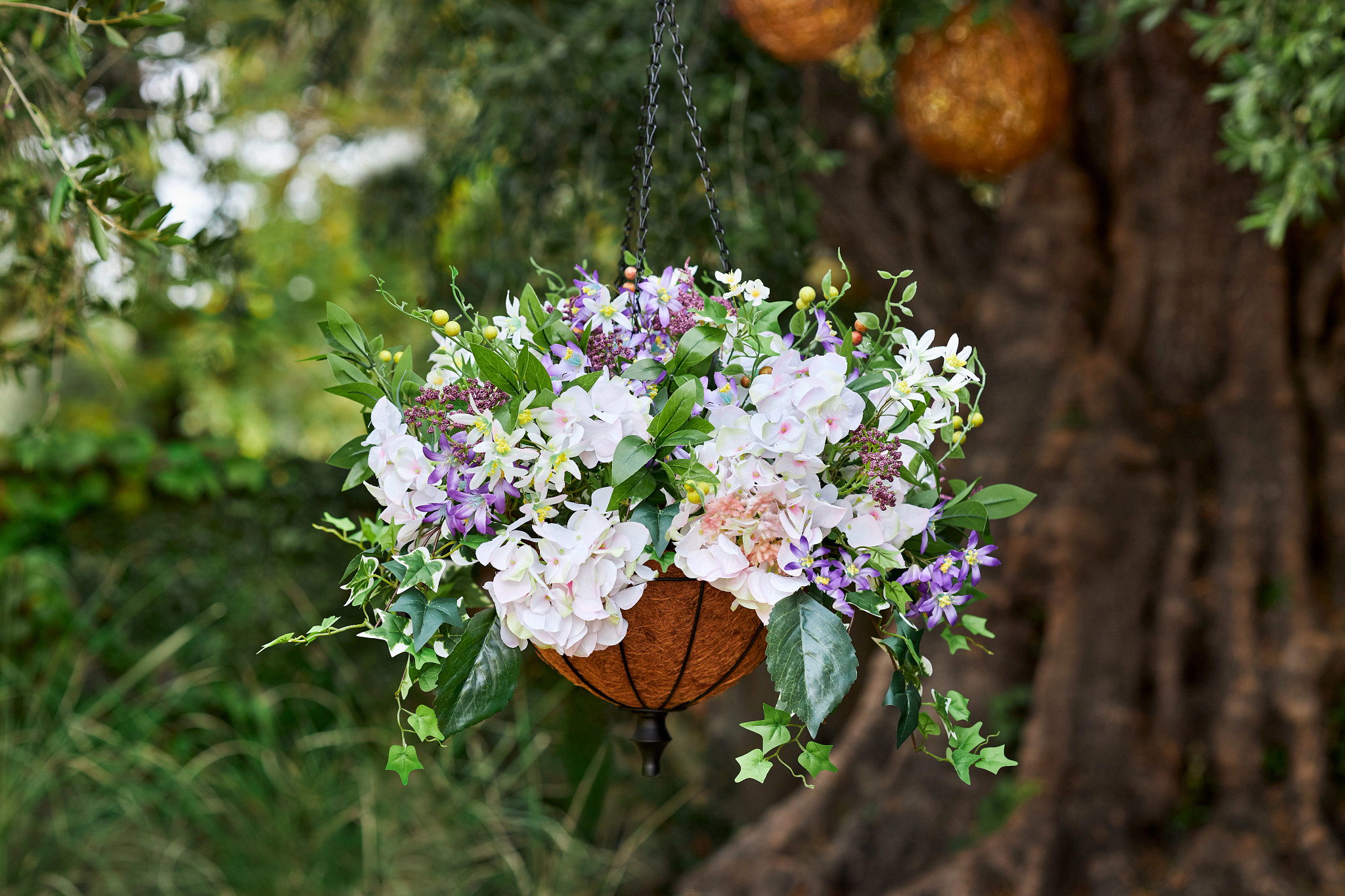 Artificial flowers for outdoor hanging baskets 