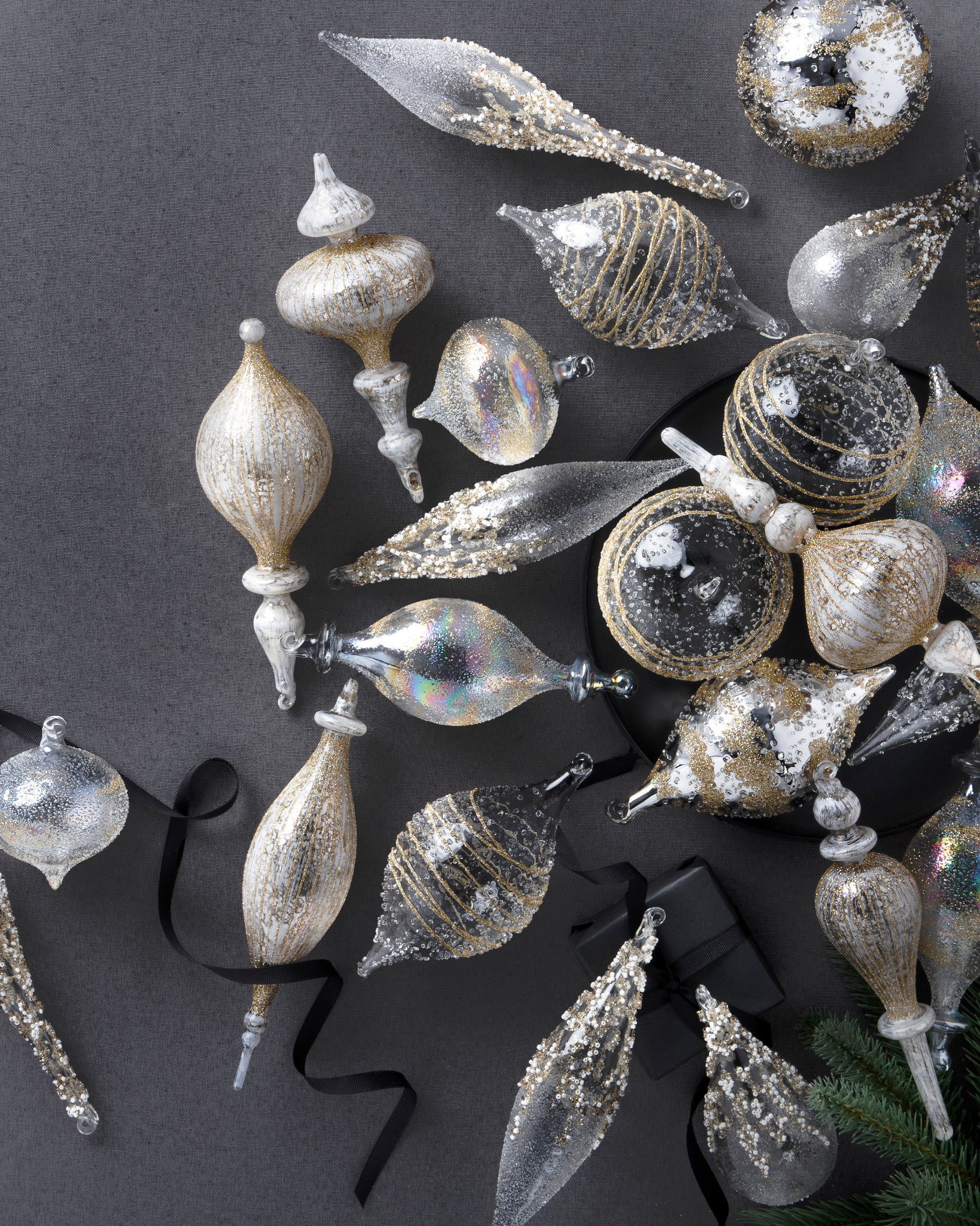 Winter White Glass Bauble Set