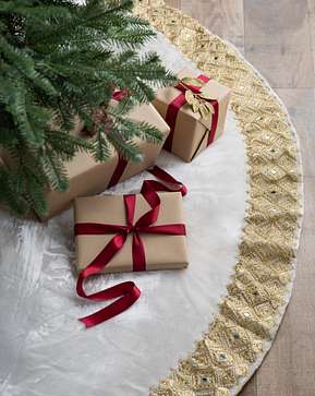 White Gilded Glory Tree Skirt White Gilded Glory Tree Skirt