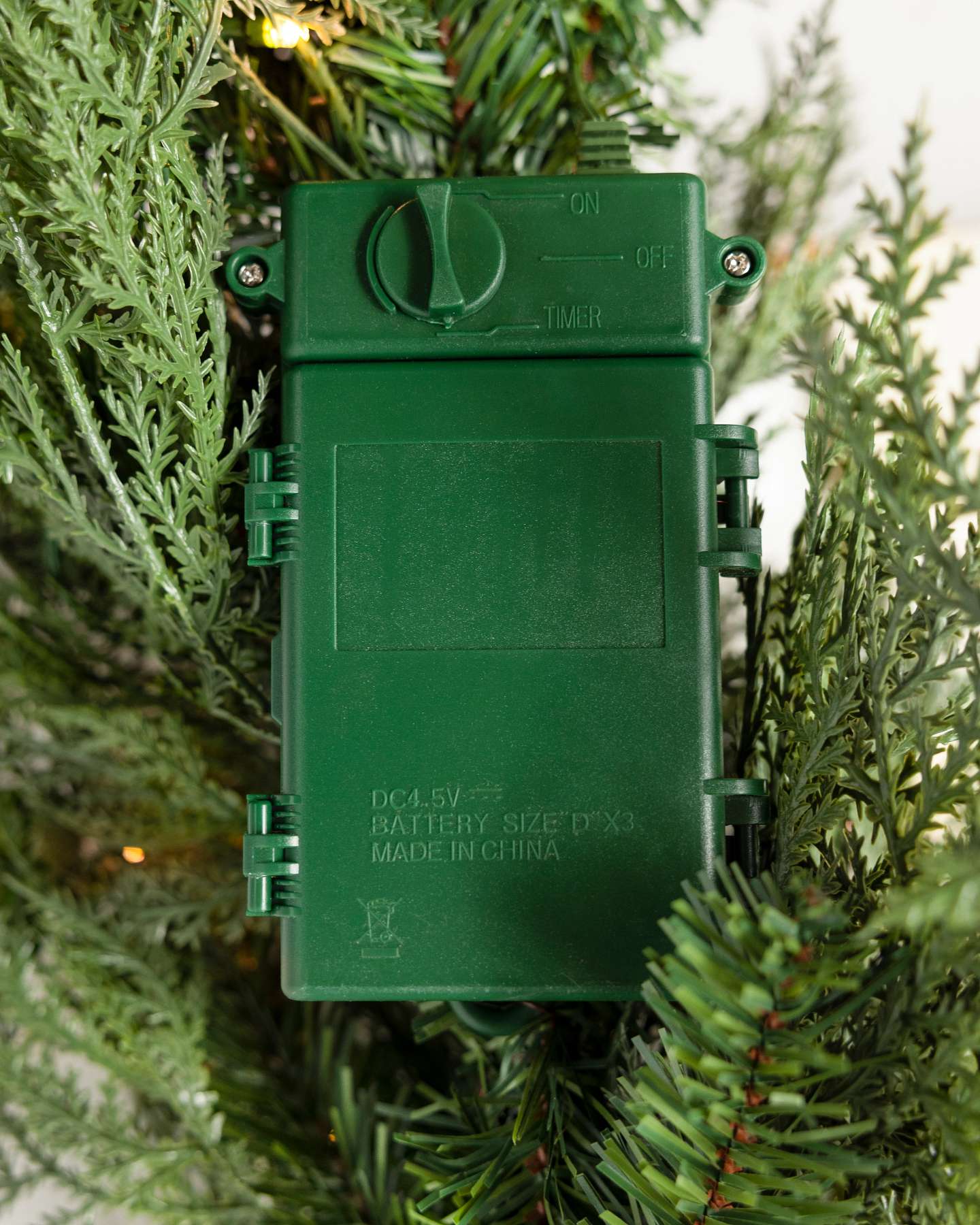 Balsam Hill Outdoor Winter Evergreen Artificial Christmas Foliage Battery Compartment Feature