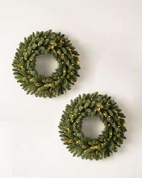 Classic Blue Spruce Wreath Classic Blue Spruce Wreath