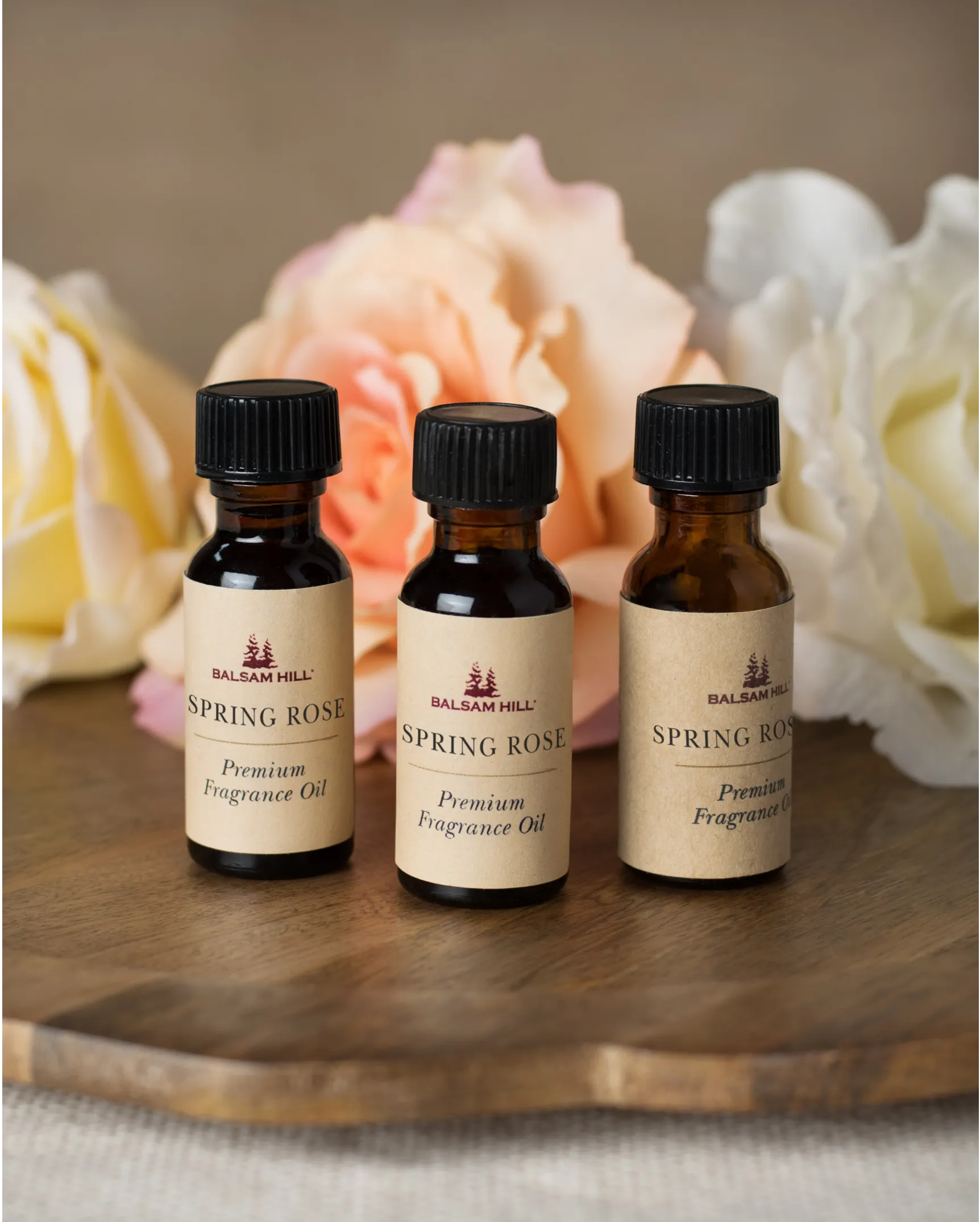 Winter Essential Oil Set of 6 Fragrance Oils - Christmas Wreath Pine,  Vanilla, Peppermint, Cinnamon, Sugar Cookie, and Gingerbread by Good Essential  Oils - 5ml Bottles 