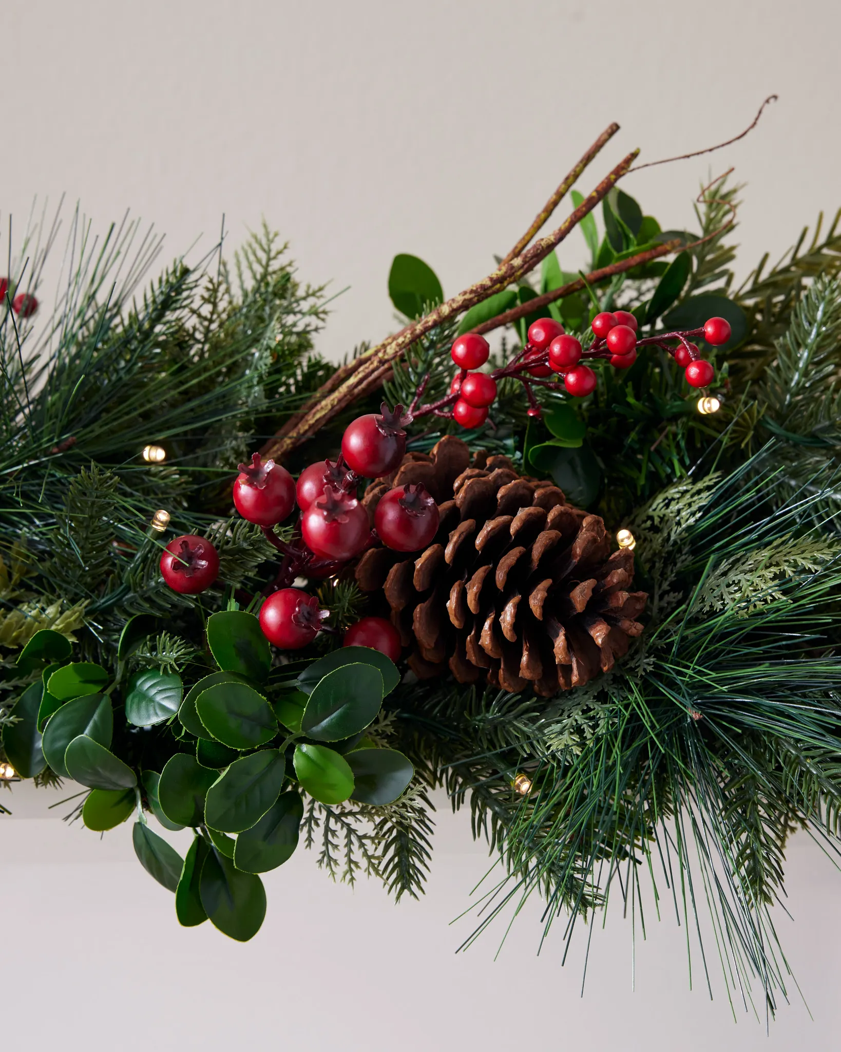 Balsam Hill Boxwood and Berries Garland