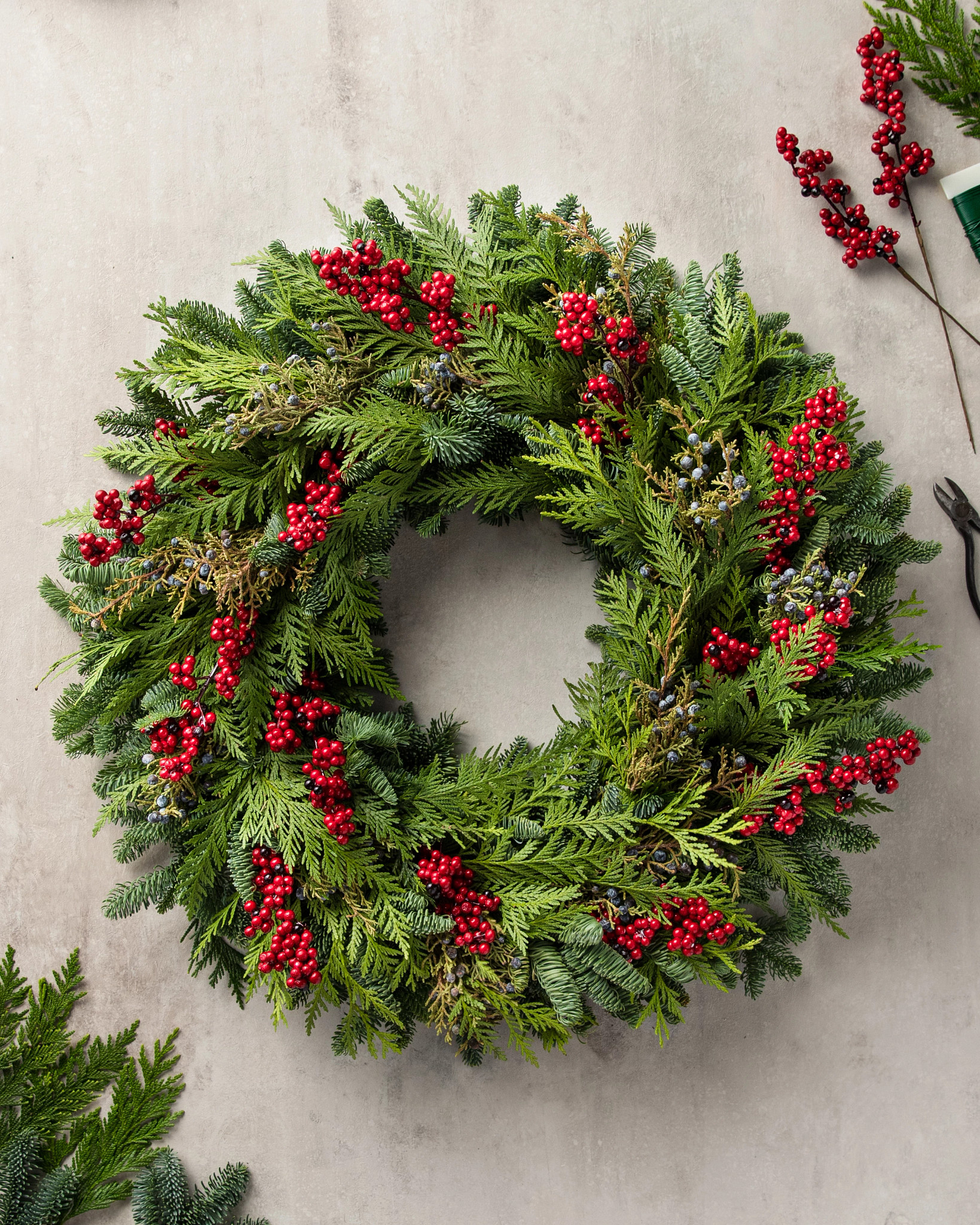 Balsam Hill - 2024 Holiday 1 - Fresh Cedar Forest Wreath