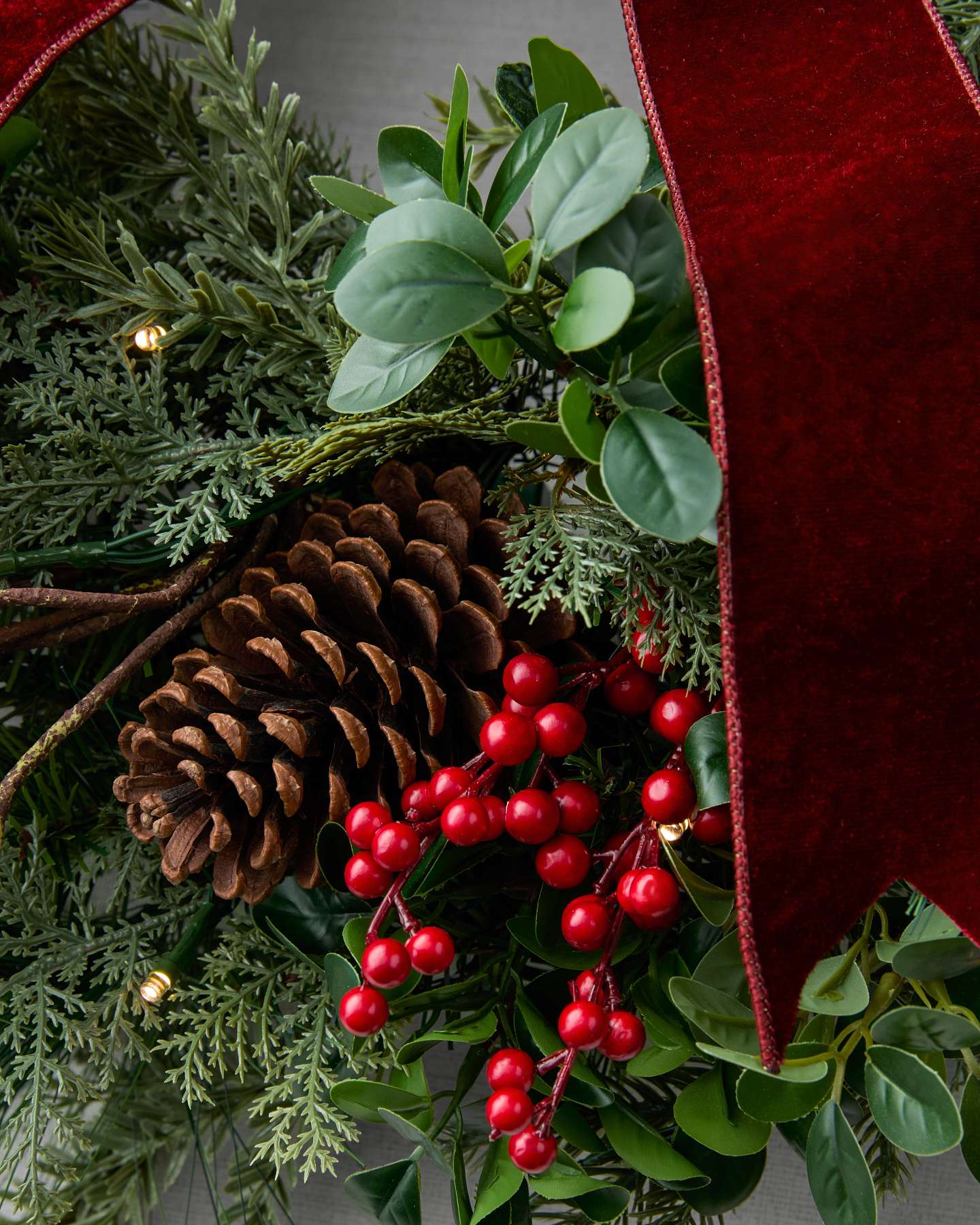 24" Boxwood & Berries Wreath