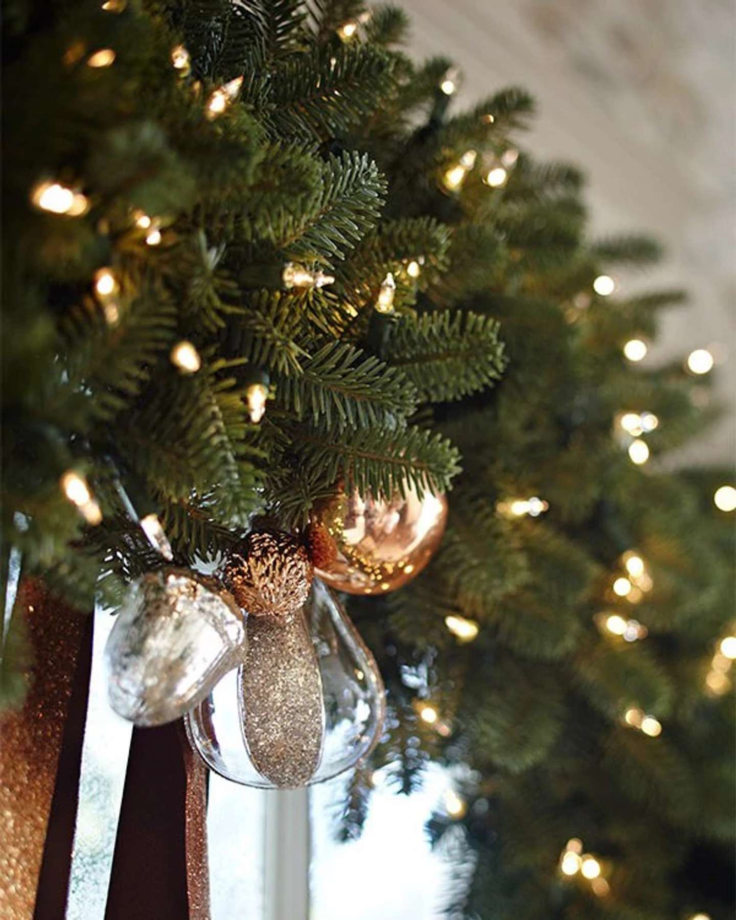 Balsam Hill Balsam Fir Artificial Christmas Garland Display Closeup