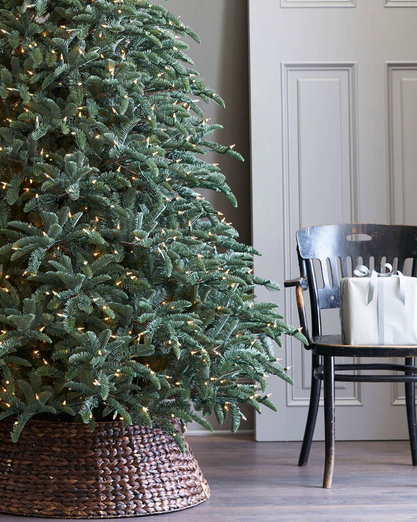 Balsam Hill Noble Fir Narrow Artificial Christmas Tree Room Display with Tree Collar