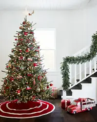 Santa's Sleigh Animated Christmas Tree Topper | Balsam Hill