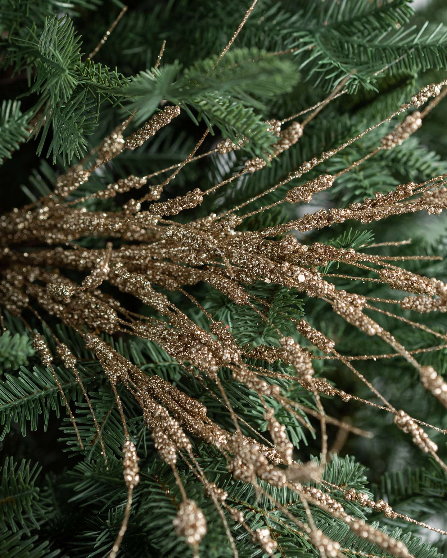 Balsam Hill Metallic Berry Spray Picks Radiant Christmas Accents