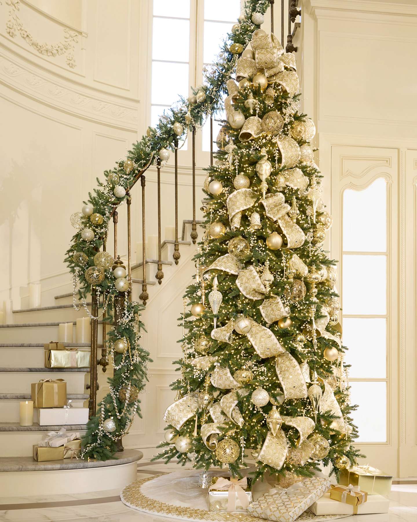 Ensemble de décorations en pierres moulées en forme de gouttes dorées