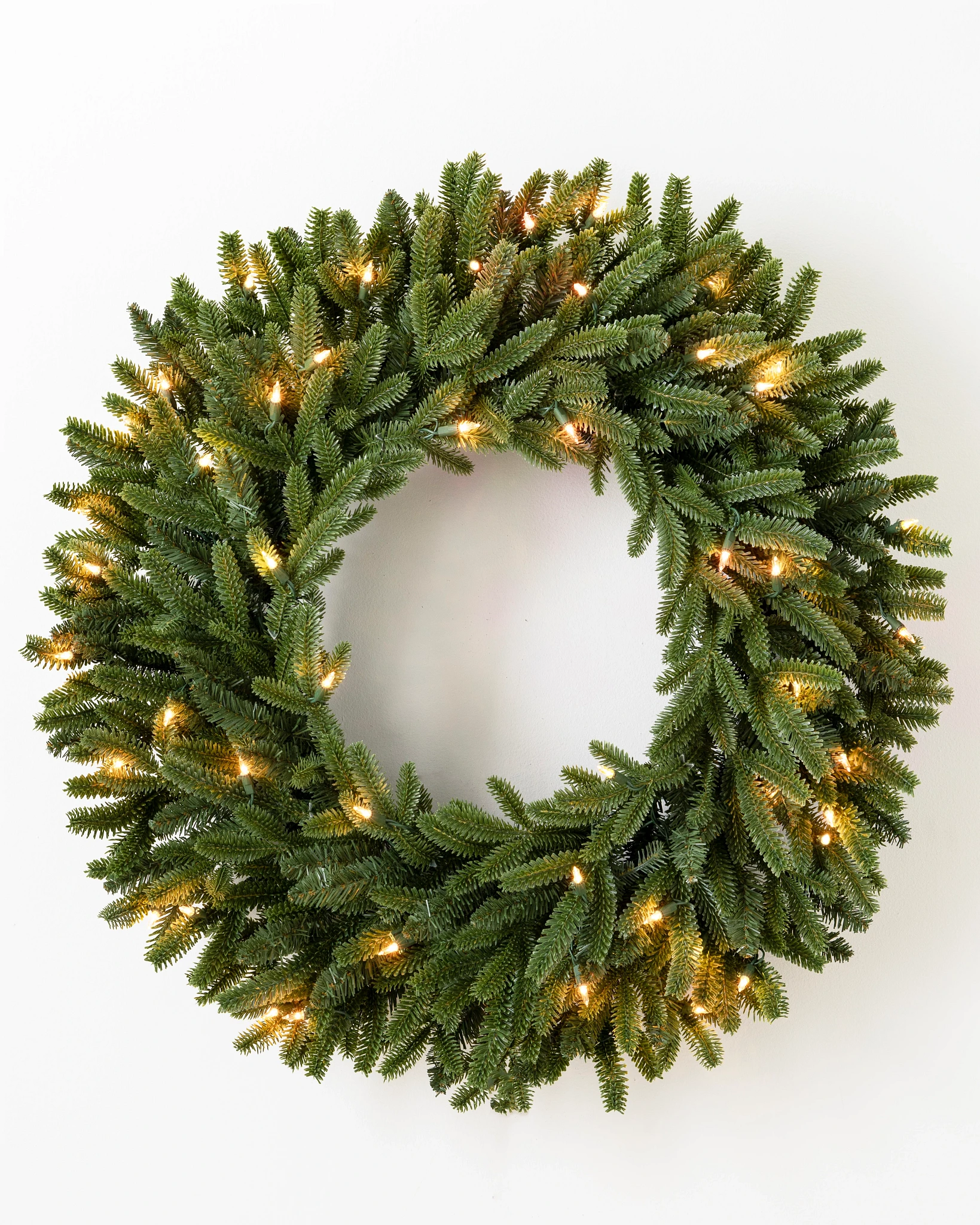 BH Fraser Fir Wreath 32in Clear by Balsam Hill SSC