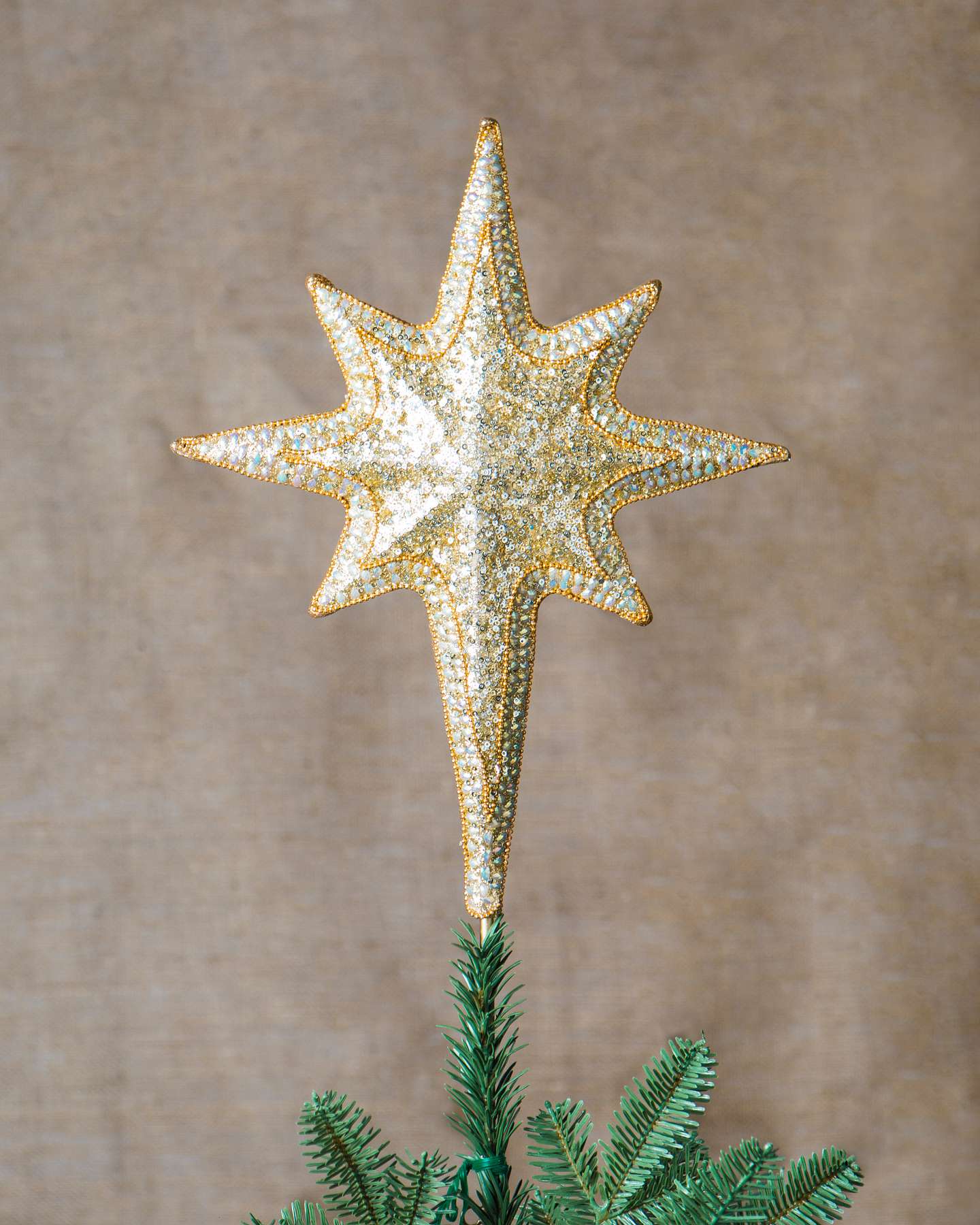 Petite étoile de Bethléem en perles Balsam Hill pour couronner le sapin | Éclat festif