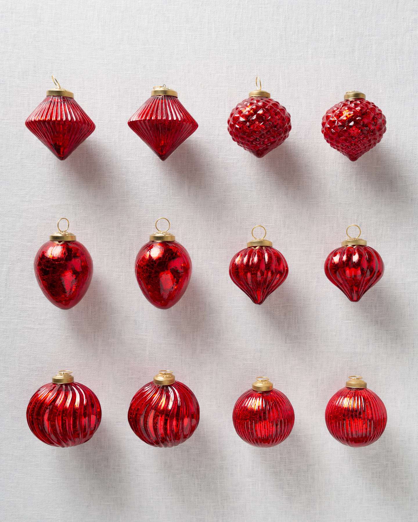 Balsam Hill rote Quecksilberglas-Kugeln | Satte Weihnachtsfarben