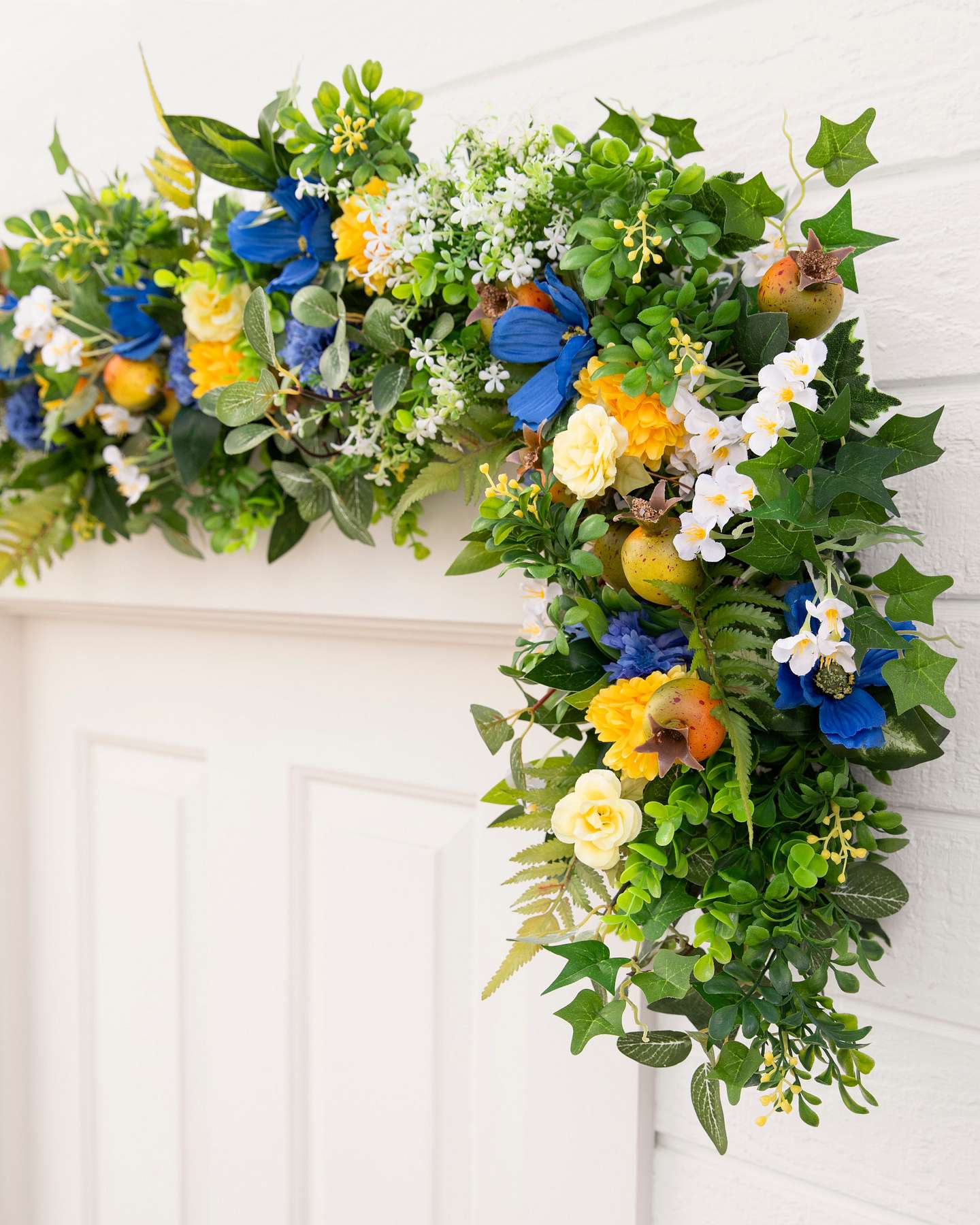 Balsam Hill Outdoor Summer Breeze Artificial Garland 6-Foot Unlit Elegant Design