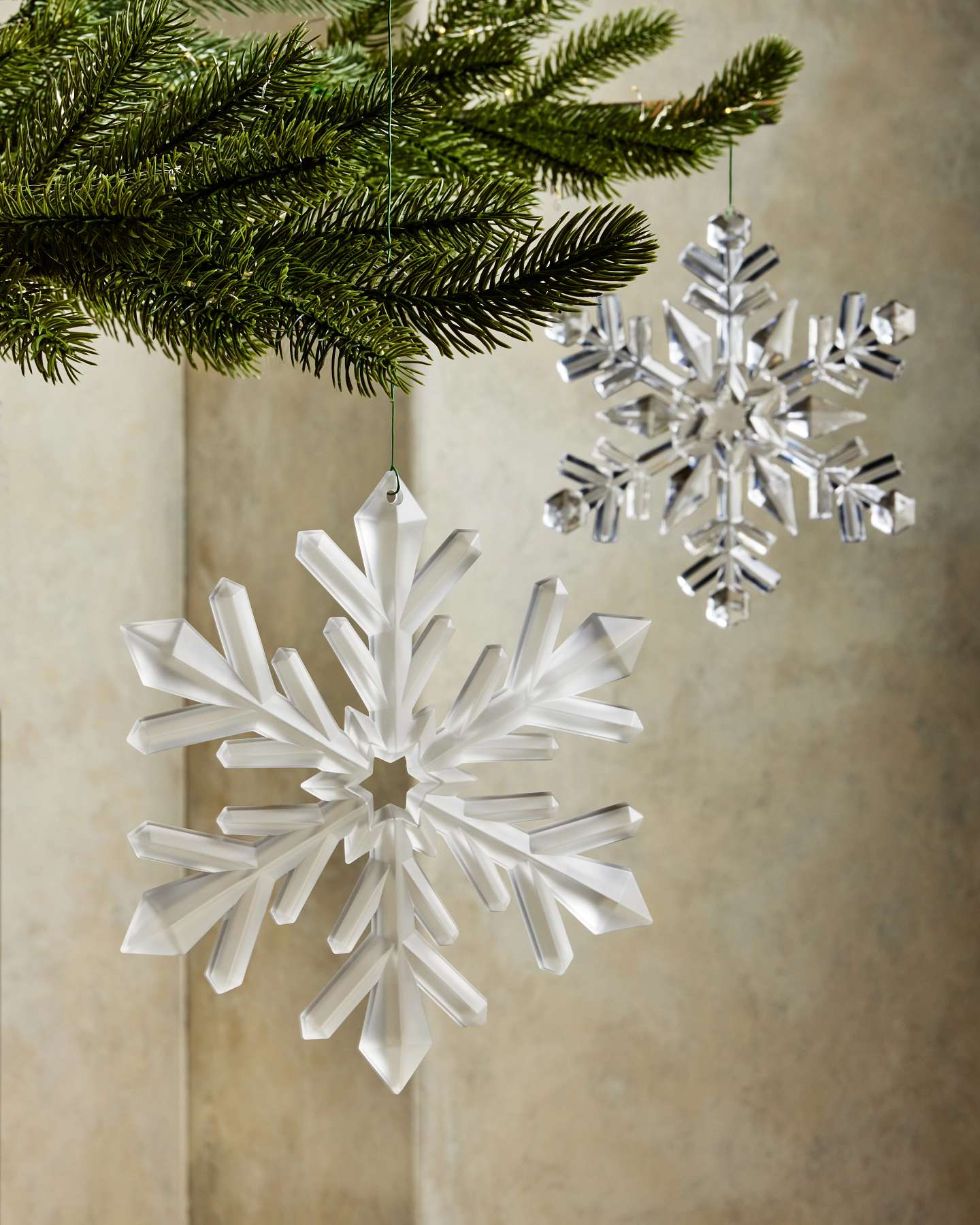 Balsam Hill Snowflake Shatter Resistant Artificial Christmas Ornament Set of 12 Close-Up