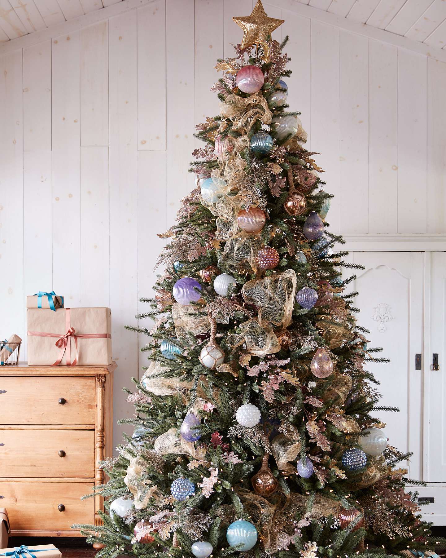 Balsam Hill Flexible Woven Artificial Christmas Tree Ribbon Lifestyle Tree Display