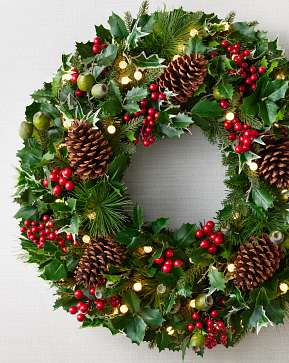 Holly Berry Wreath Holly Berry Wreath