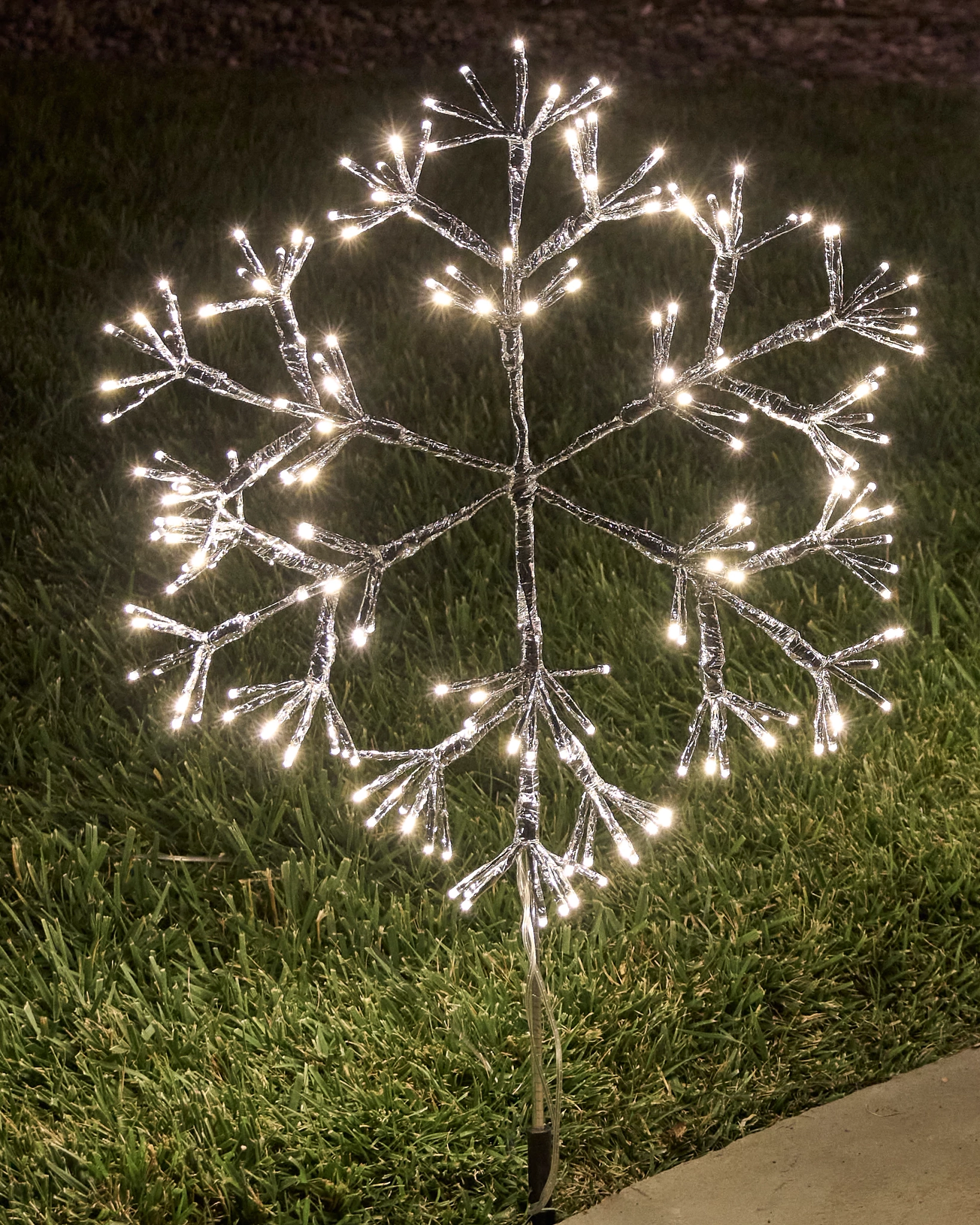 Snowflake Pathways Snowflake Lights Pathway White Christmas Lights Solar Powered