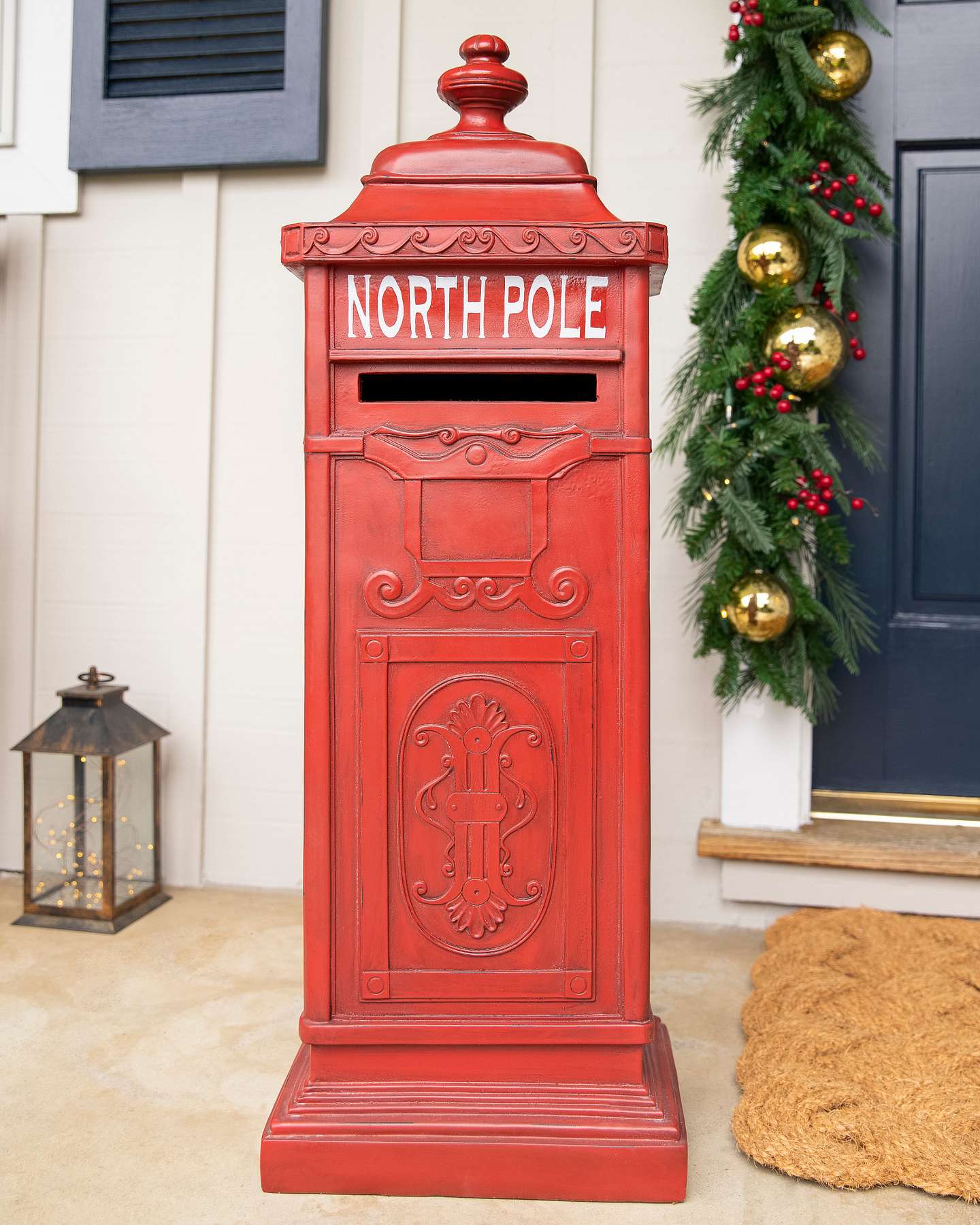 Balsam Hill Weihnachtsbriefkasten für den Außenbereich | Traditioneller Weihnachtszauber