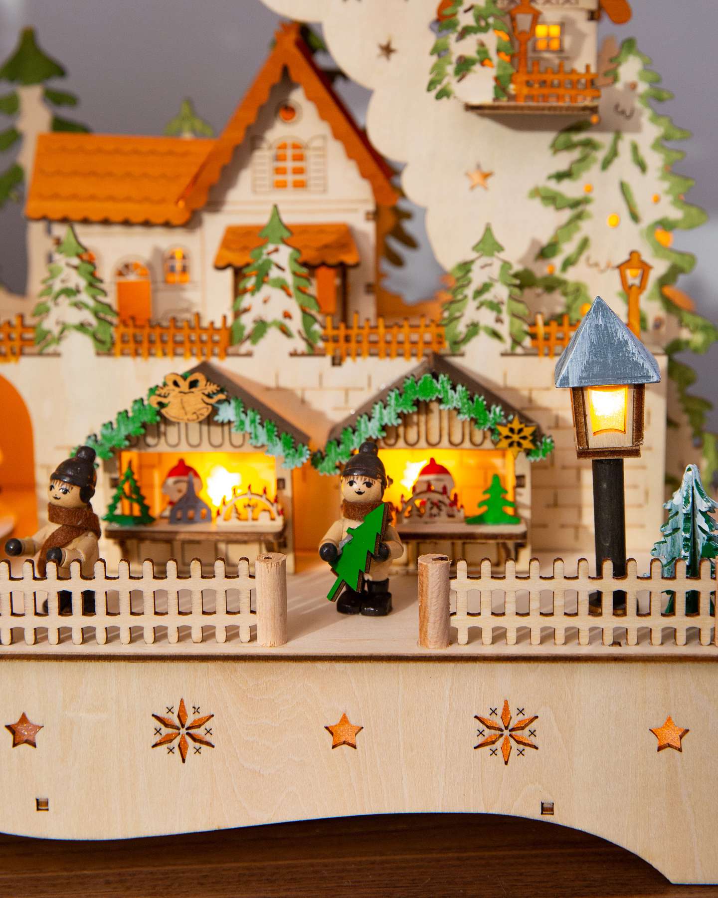 Balsam Hill Lit Wooden Animated Swiss Alps Village Stunning Holiday Accent
