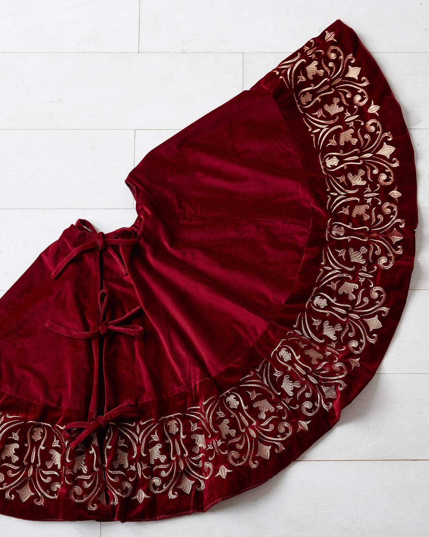 Balsam Hill Luxe Embroidered Velvet Christmas Tree Skirt with Elegant Stitching