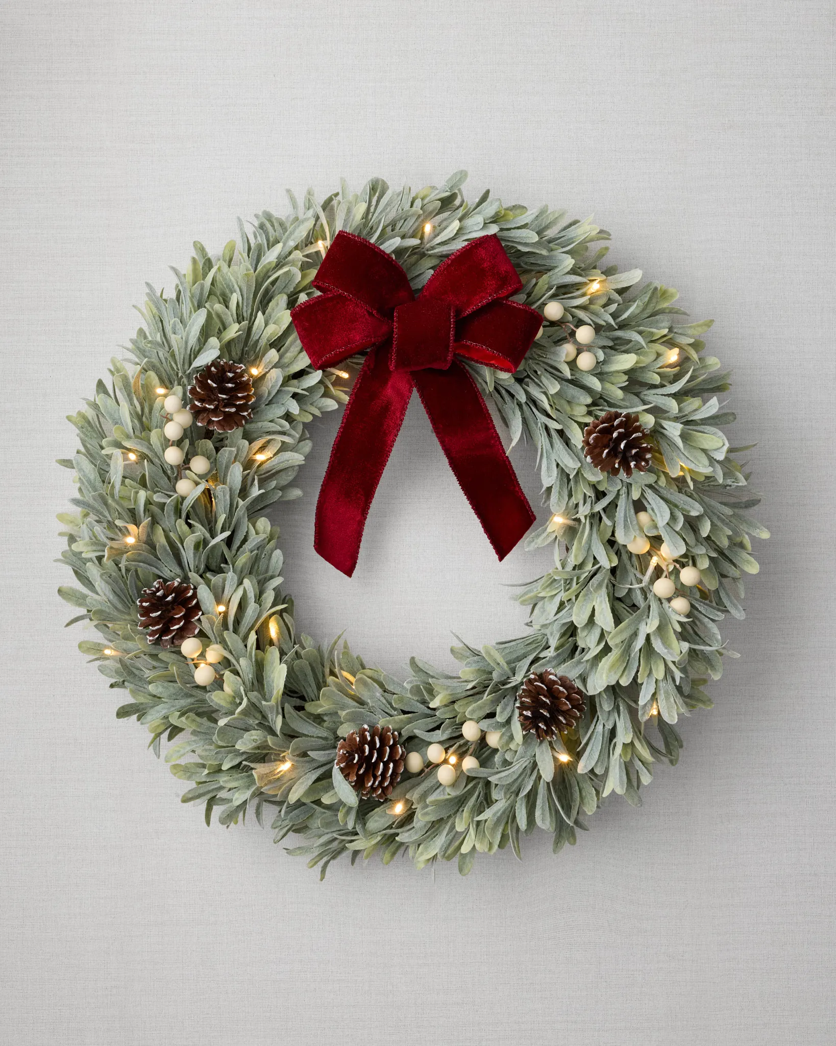 Winterberry Mistletoe Wreath