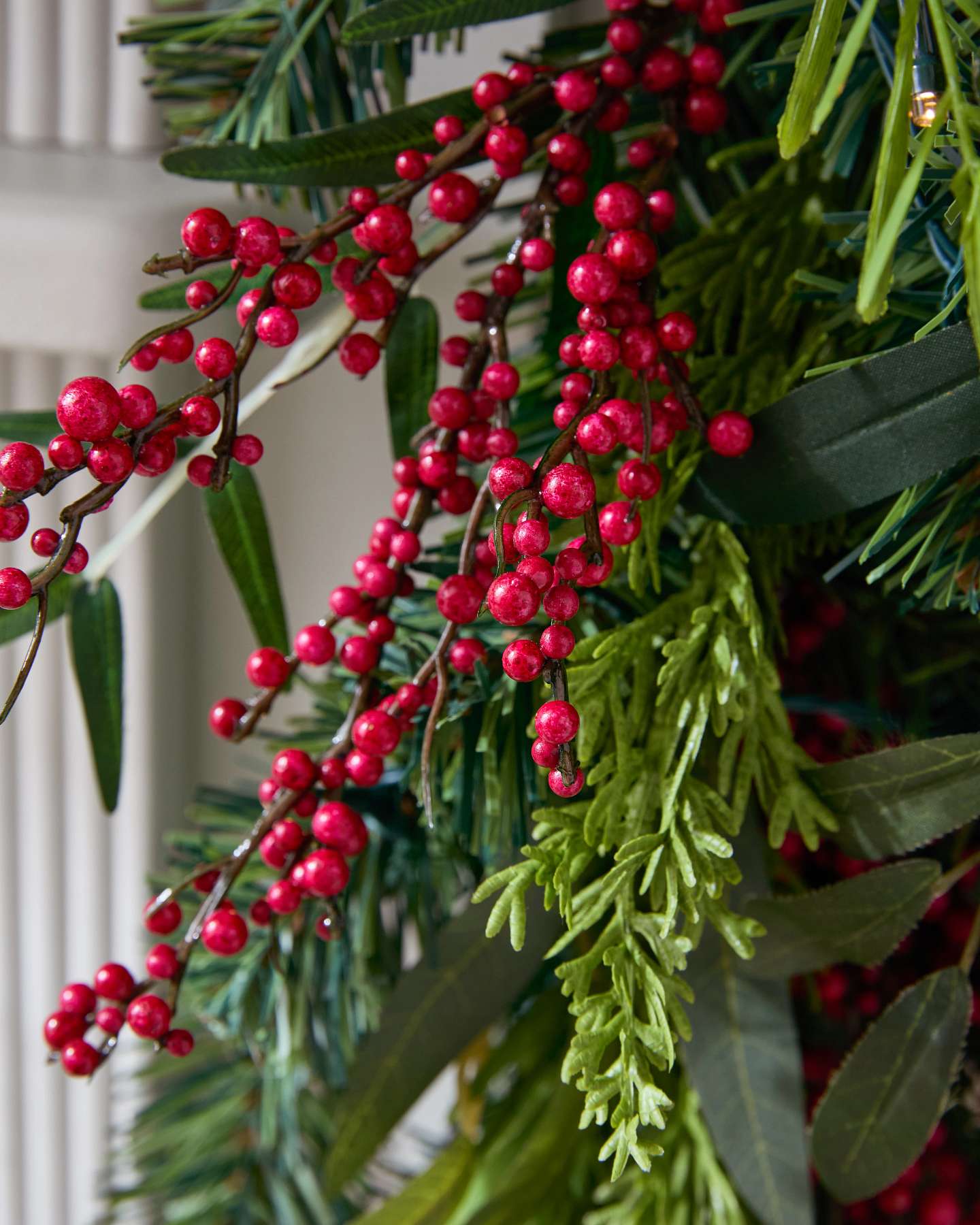10' Evergreen Pepper Berry Garland