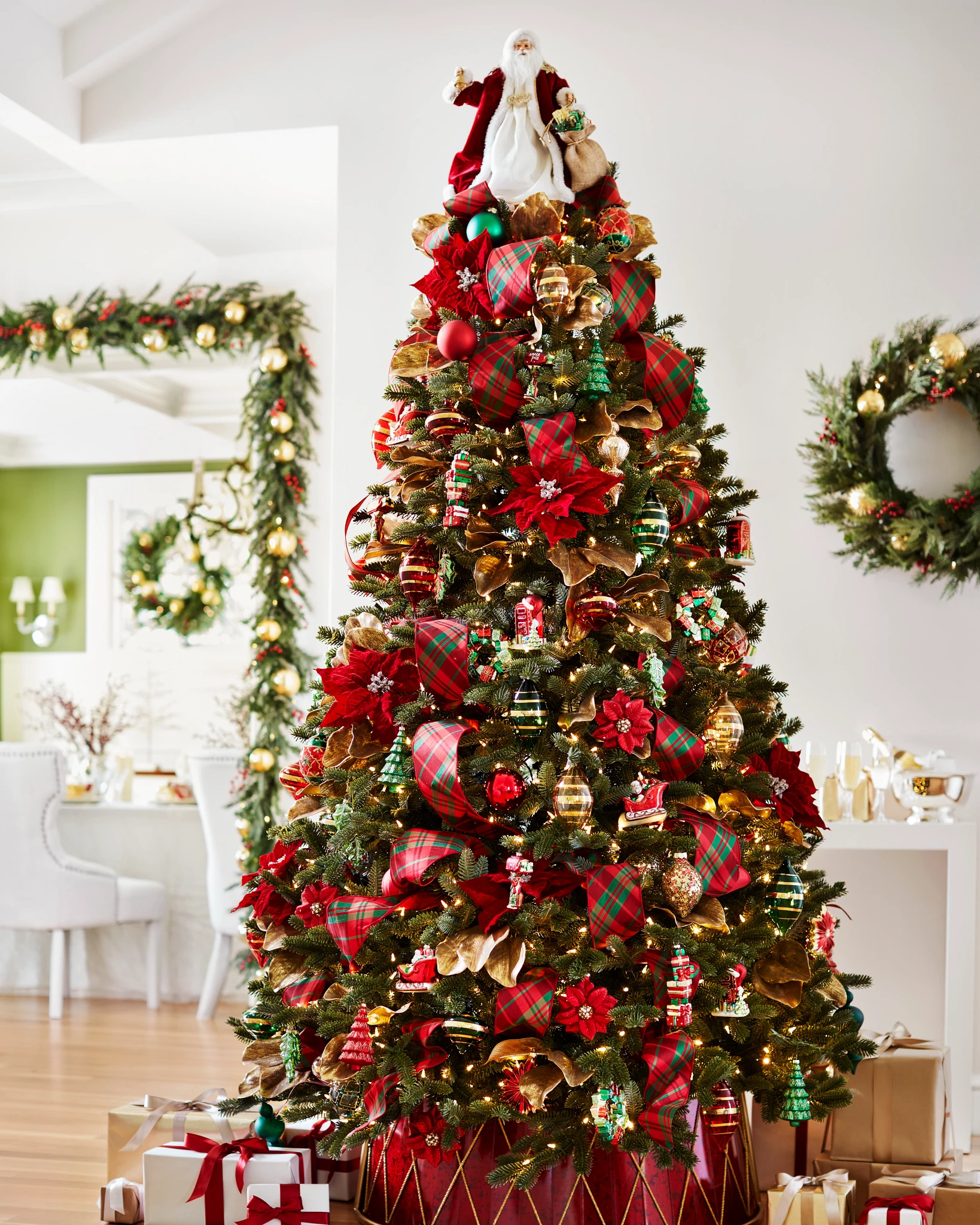 BH Fraser Fir by Balsam Hill Lifestyle 15