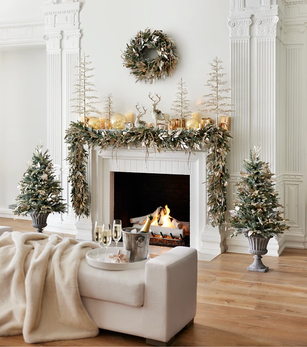 how to dress a mantel for christmas 40 Best Christmas Mantel and Fireplace Dcor Ideas