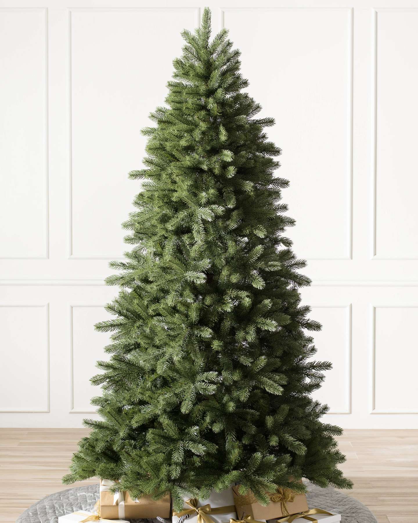 Balsam Hill Woodland Spruce Unlit Artificial Christmas Tree Feature