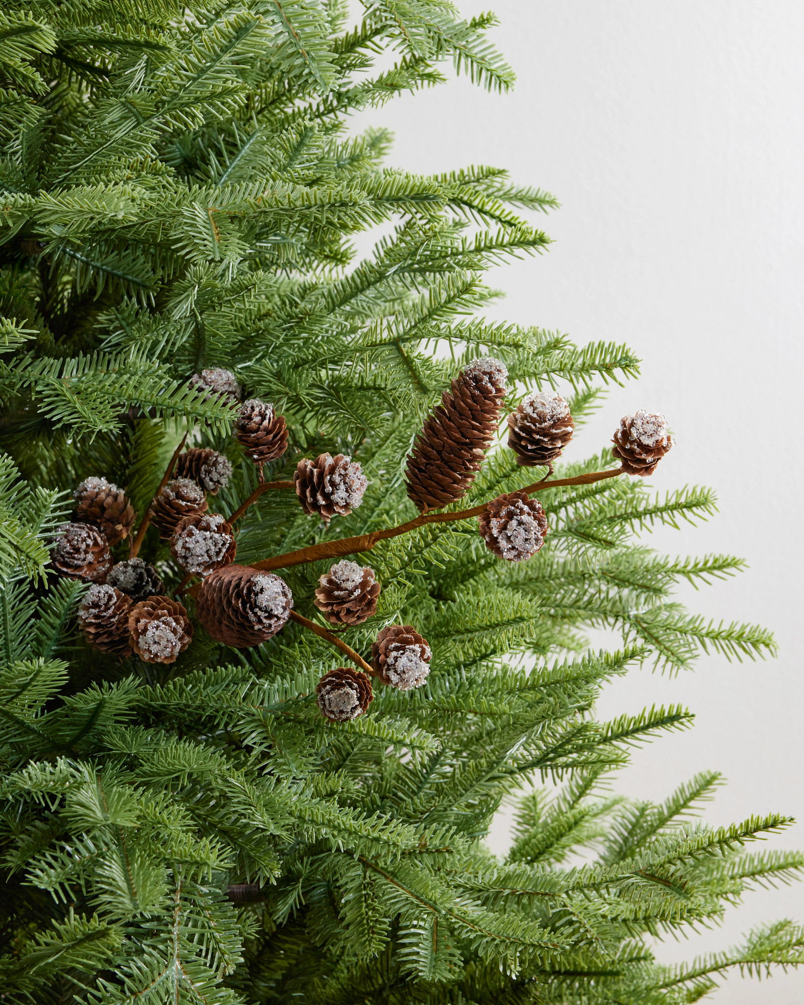 Icy Sparkle Pinecone Pick Set