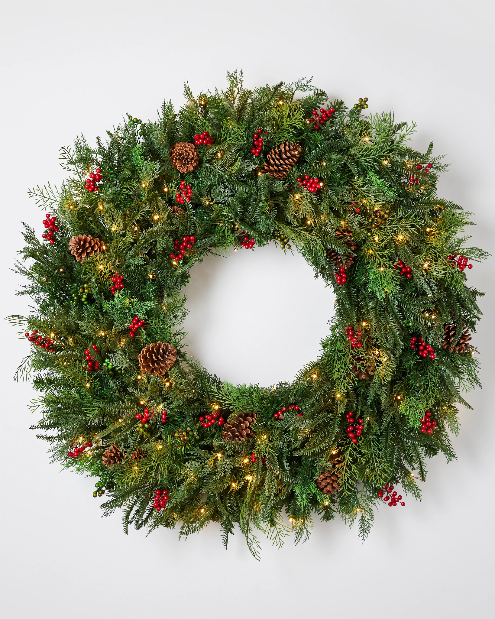 Outdoor Winter Evergreen Wreath
