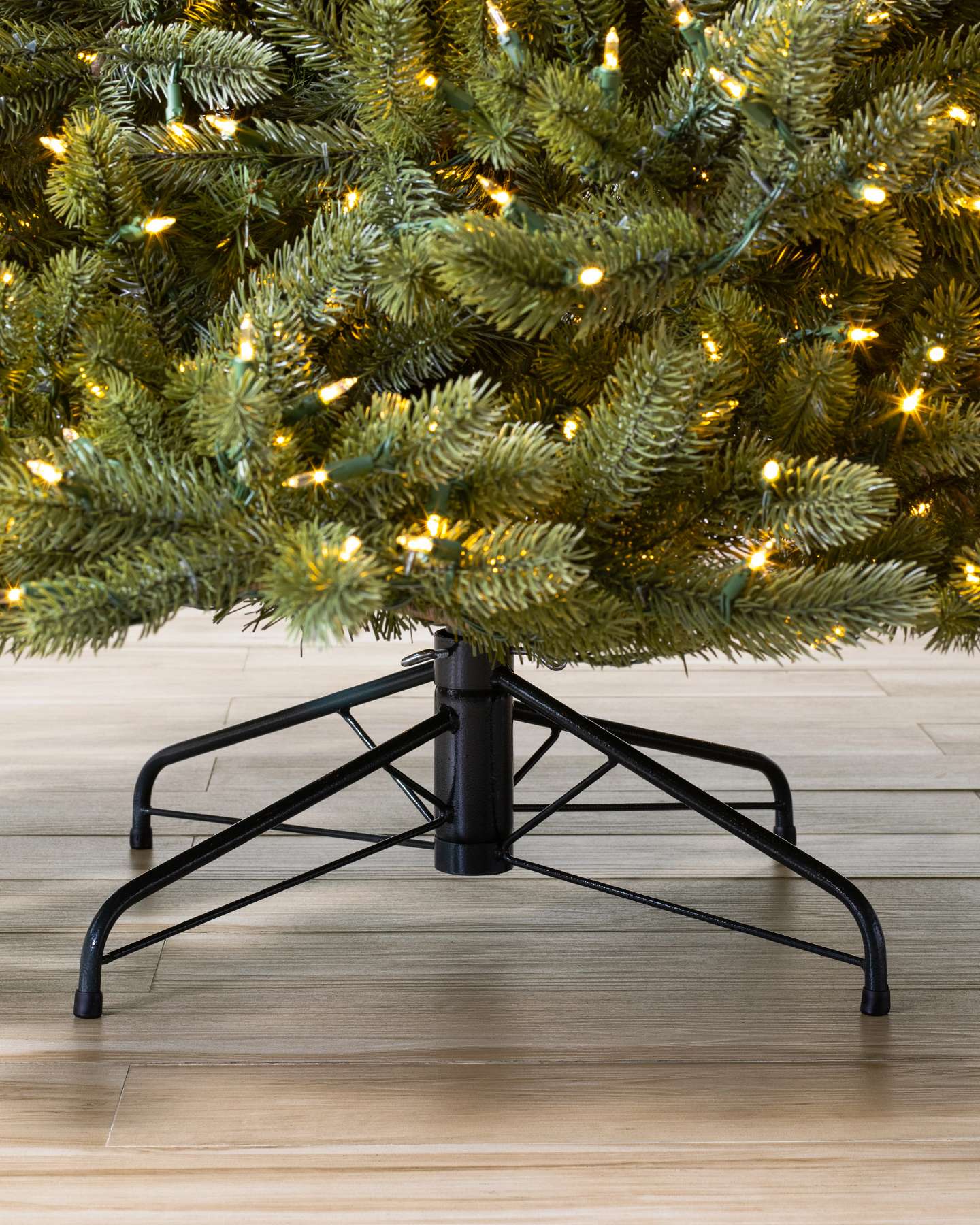 Balsam Hill Vermont White Spruce Wide Artificial Christmas Tree Stand Closeup