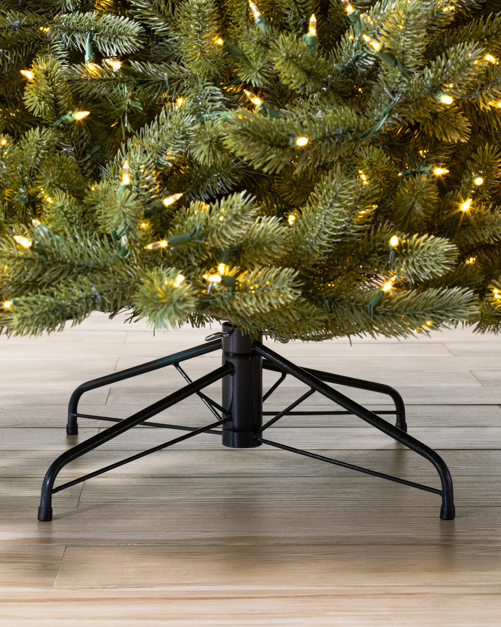 Vermont White Spruce Wide Artificial Christmas Tree | Balsam Hill