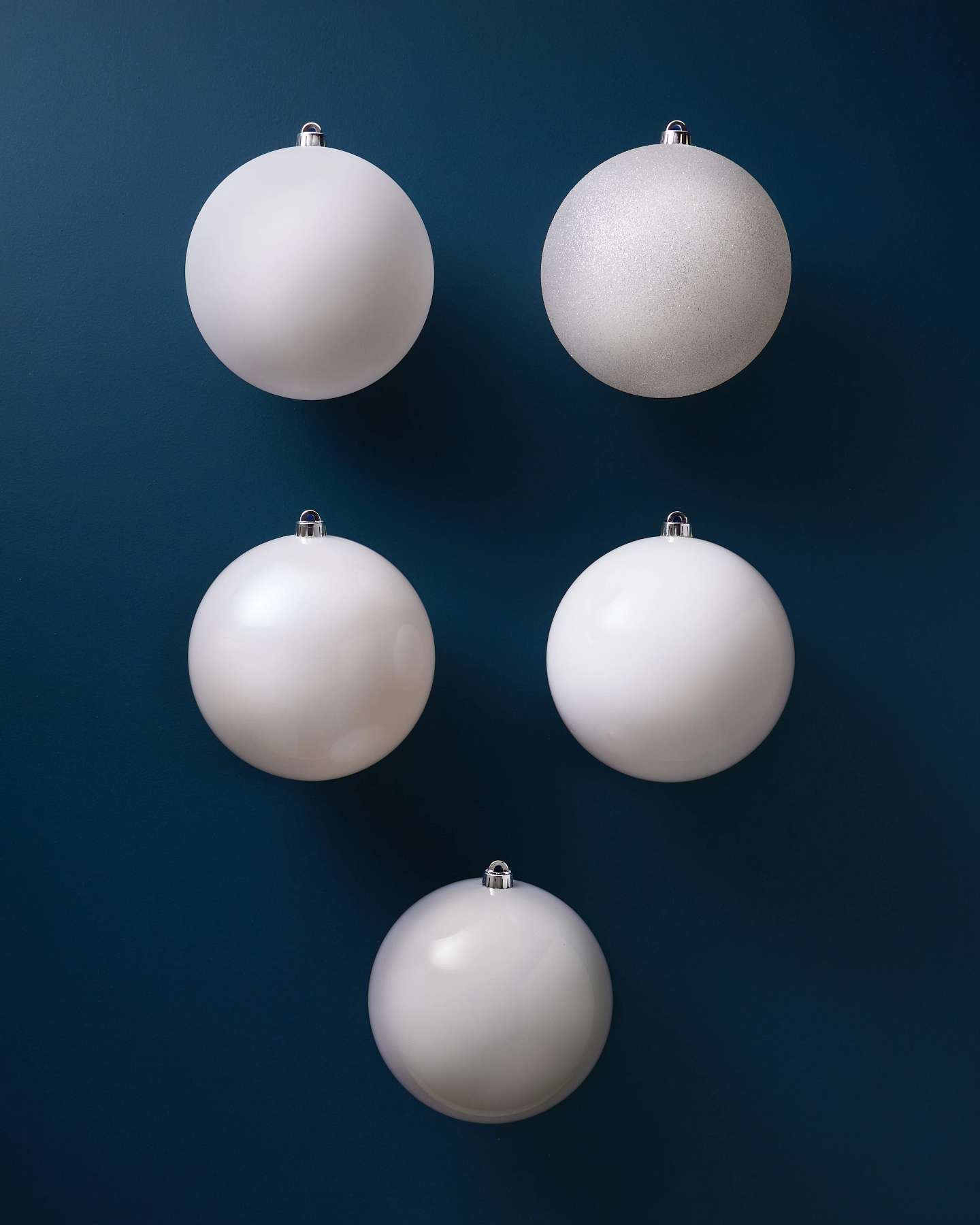 Balsam Hill 8 Inch White BH Signature Shatter Resistant Artificial Christmas Ornament Set