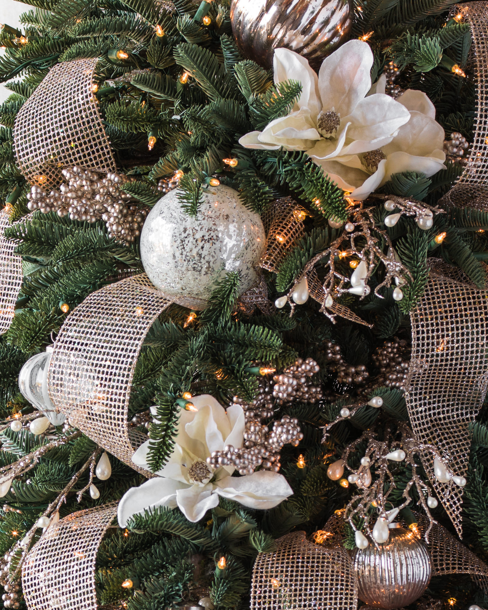 Magnolia Christmas Decorations: A Complete Guide to Holiday Cheer