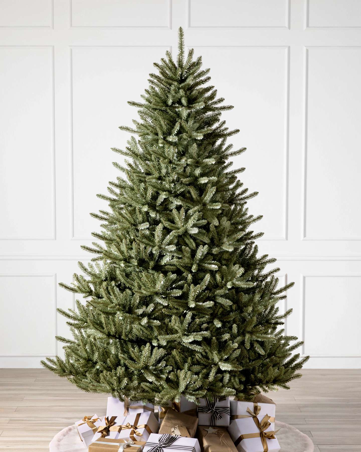 Balsam Hill Classic Blue Spruce Unlit Christmas Tree Elegant Festive Accent