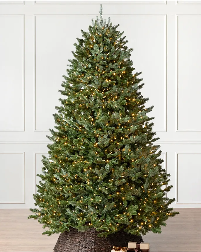 Fake outdoor hot sale christmas tree