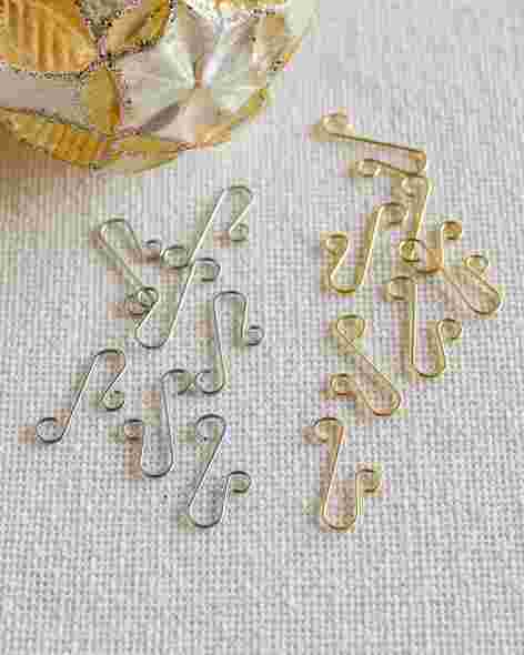 Gold Ornament Hooks - Set of 100 by Balsam Hill Lifestyle 10