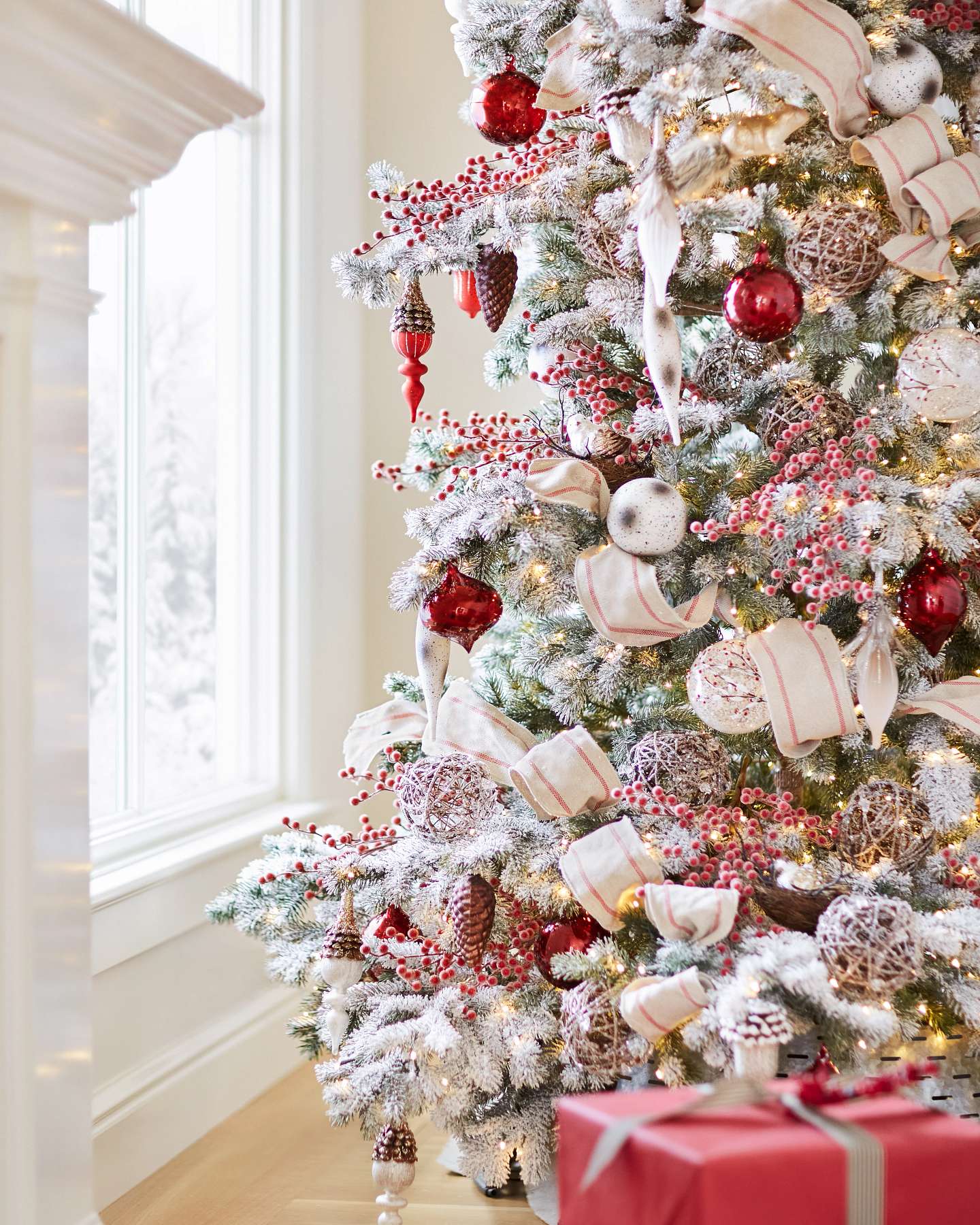 Balsam Hill Alpine Grove Baubles Set of 35 Elegant Christmas Accents