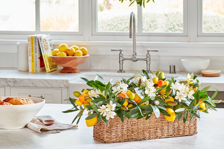 Artificial Centerpiece Flowers for Kitchen: Stunning & Easy Decor Ideas