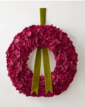 Red Festive Hydrangea Wreath Red Festive Hydrangea Wreath
