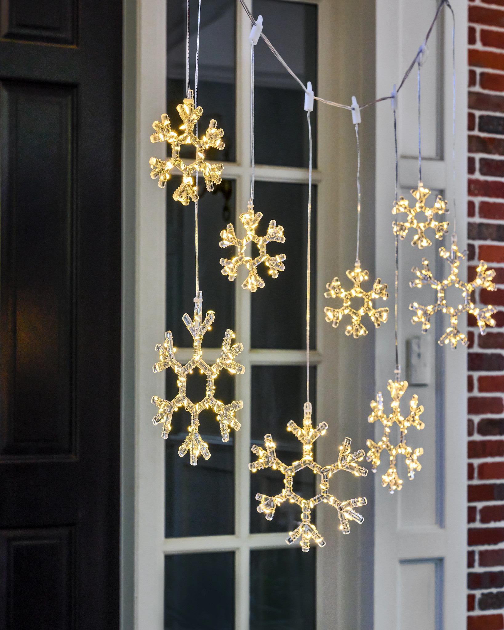 Outdoor Snowflake Light String Set
