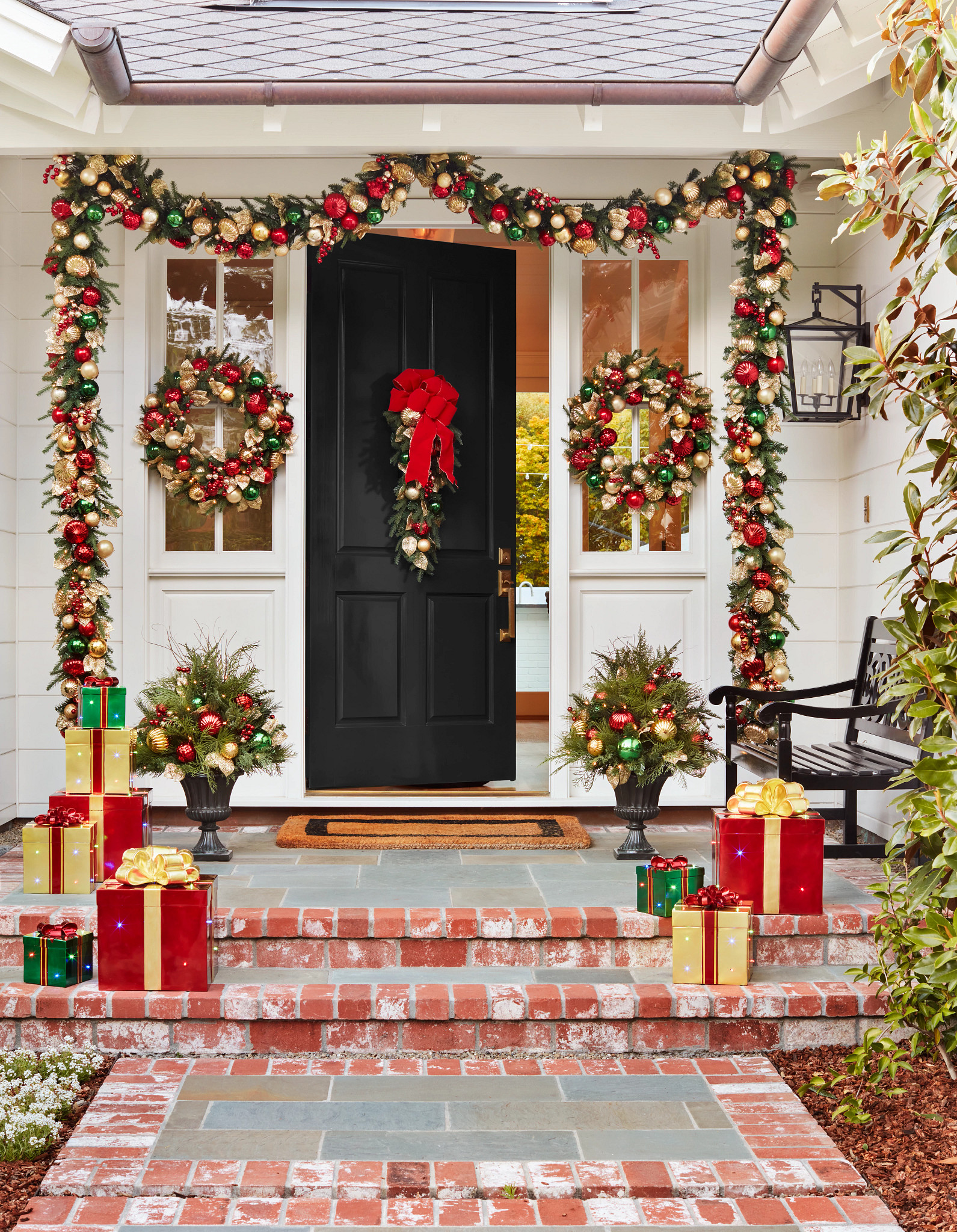 Guirlande De Noël Artificielle 2,7 M – Avec Fleurs Argentées, Boules, Pommes De Pin, éclairage LED