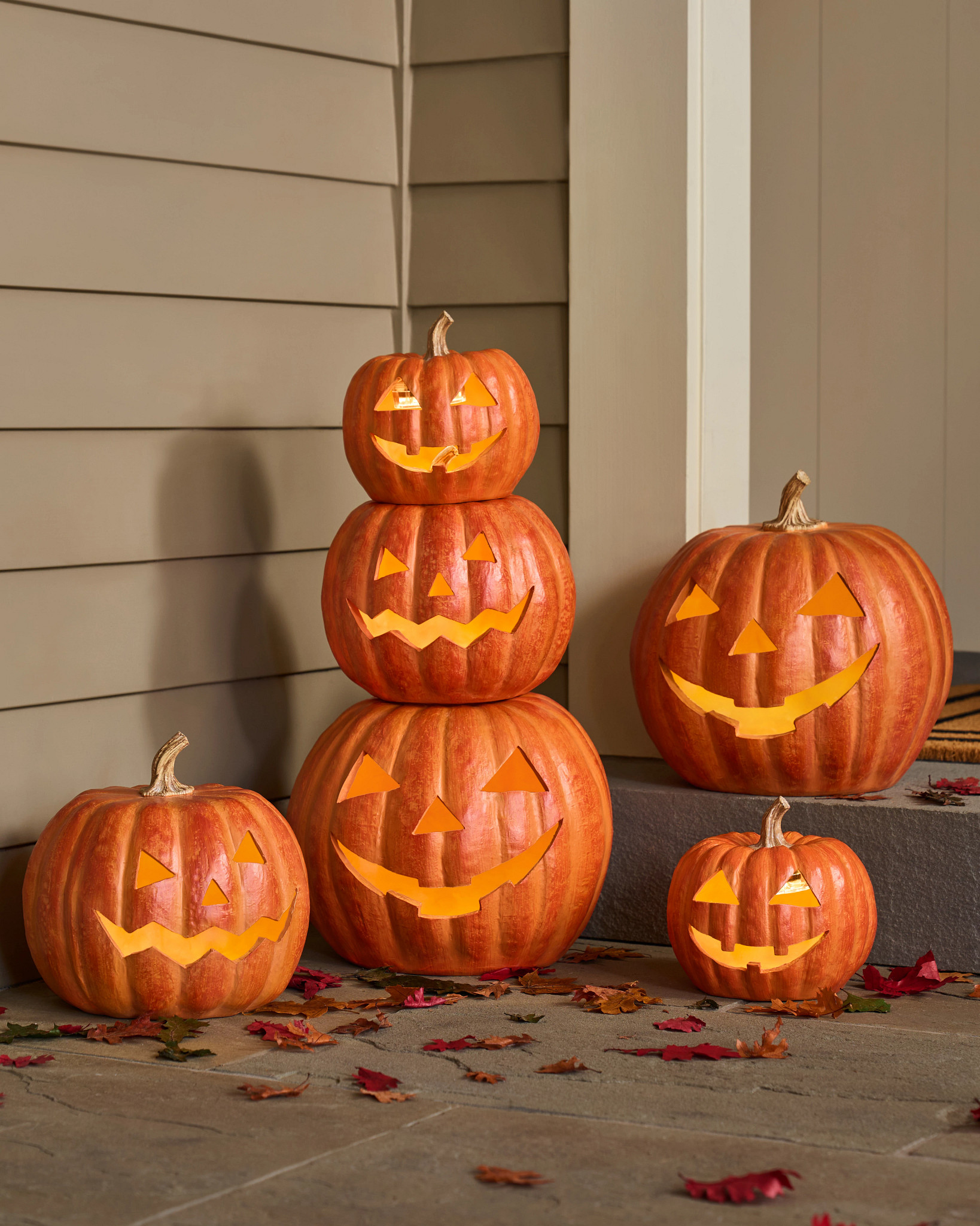 Creative Jack-O-Lantern Decorations for an Enthralling Halloween