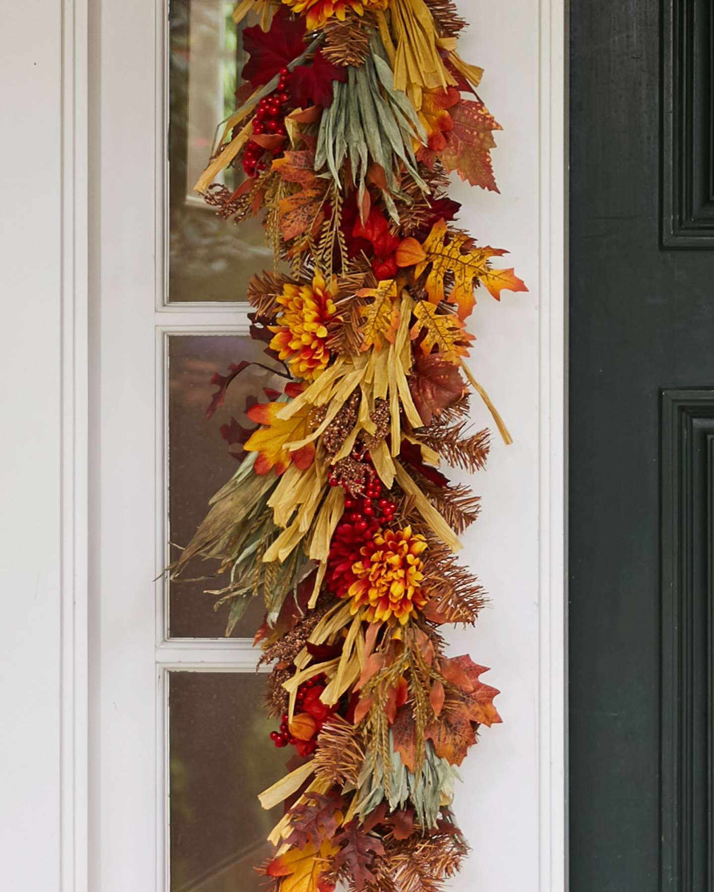 Balsam Hill 6-Foot Unlit Country Fields Artificial Fall Garland Closeup