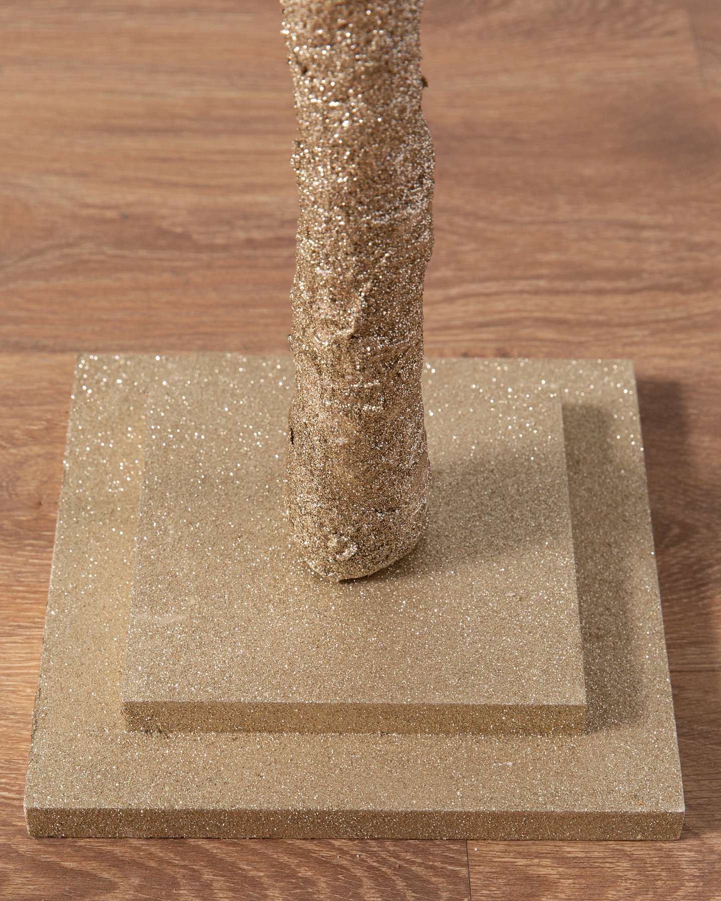 Balsam Hill Champagne Glitter LED Artificial Christmas Tree Stand Special Feature